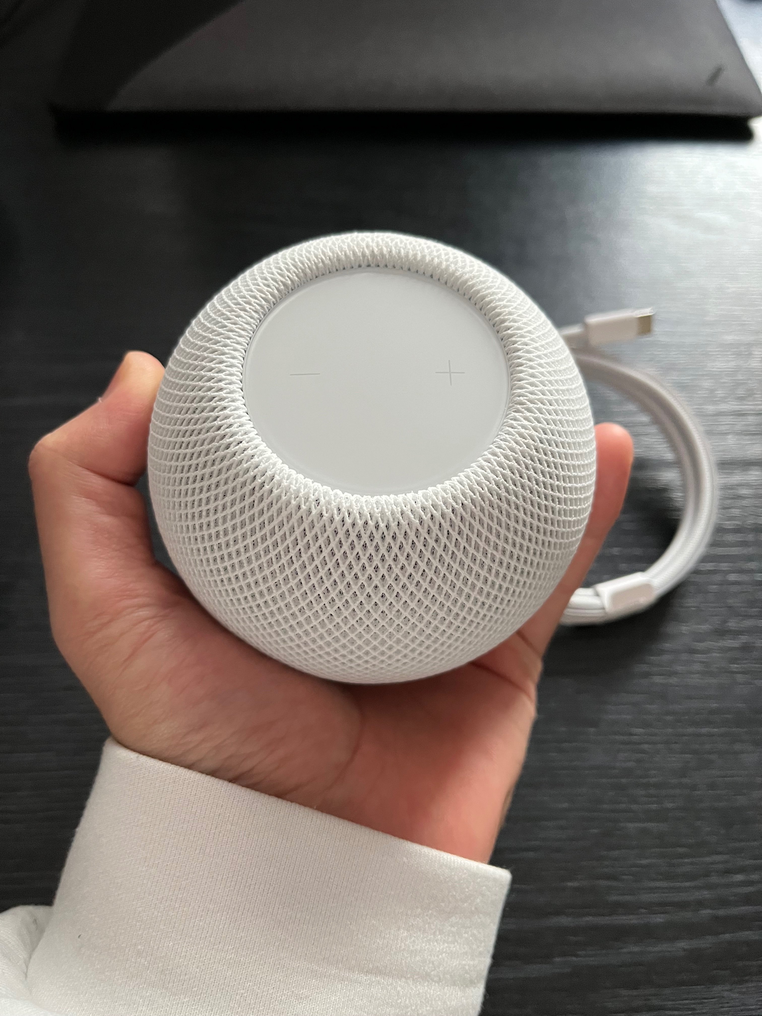 Apple HomePod mini 2セット 白 (2台目のHomePod miniが最高の Apple HomePod mini 2セット 白 (2台目のHomePod miniが最高の