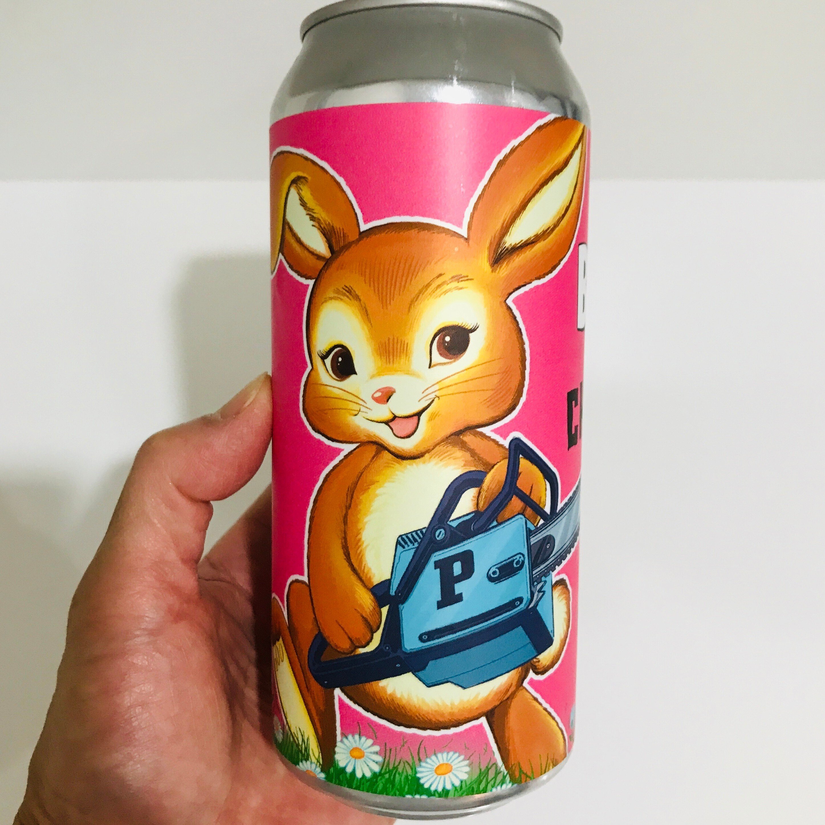 ウサジャケビールレビュー(2)】チェーンソーと可愛いうさぎのギャップ