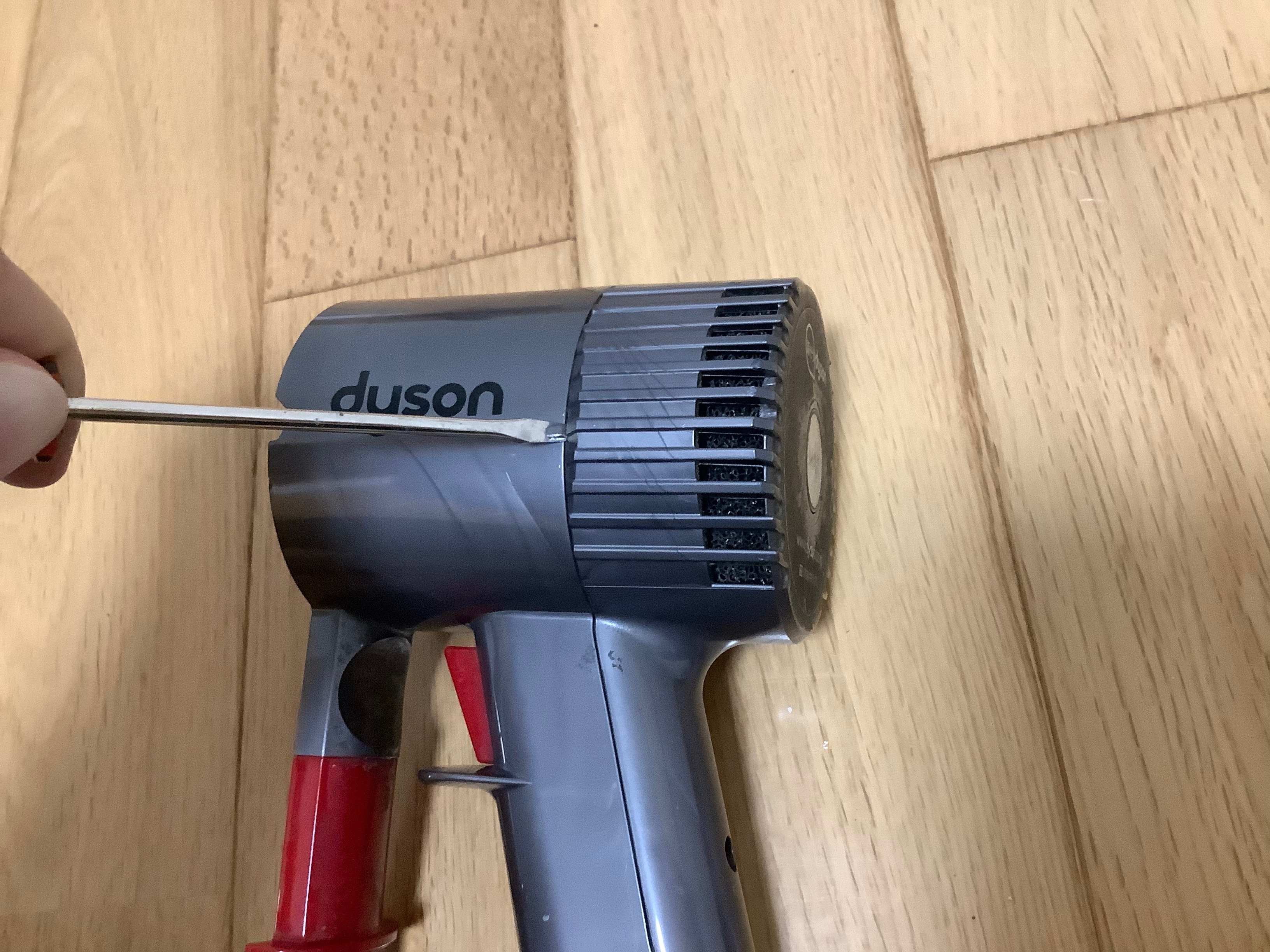 Dyson (ダイソン) 掃除機 DC62分解 (回路図追記)｜mochan