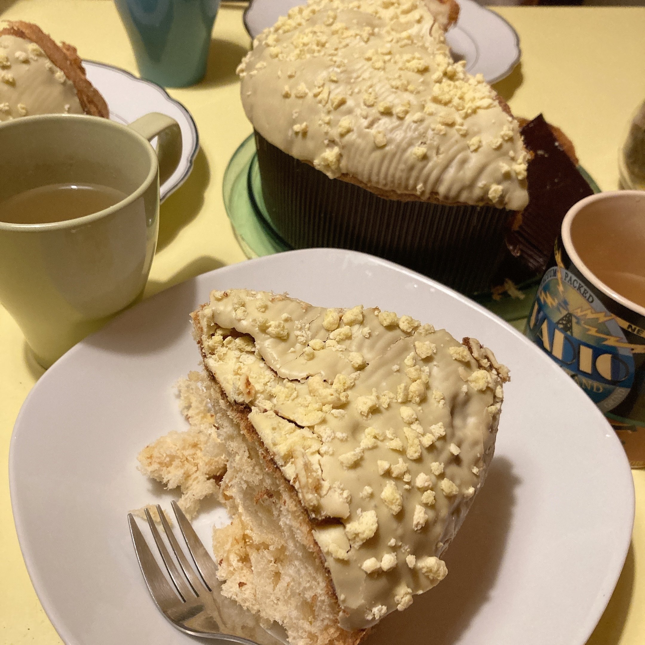 パネットーネ（Panettone）：ミラノのクリスマスに欠かせない