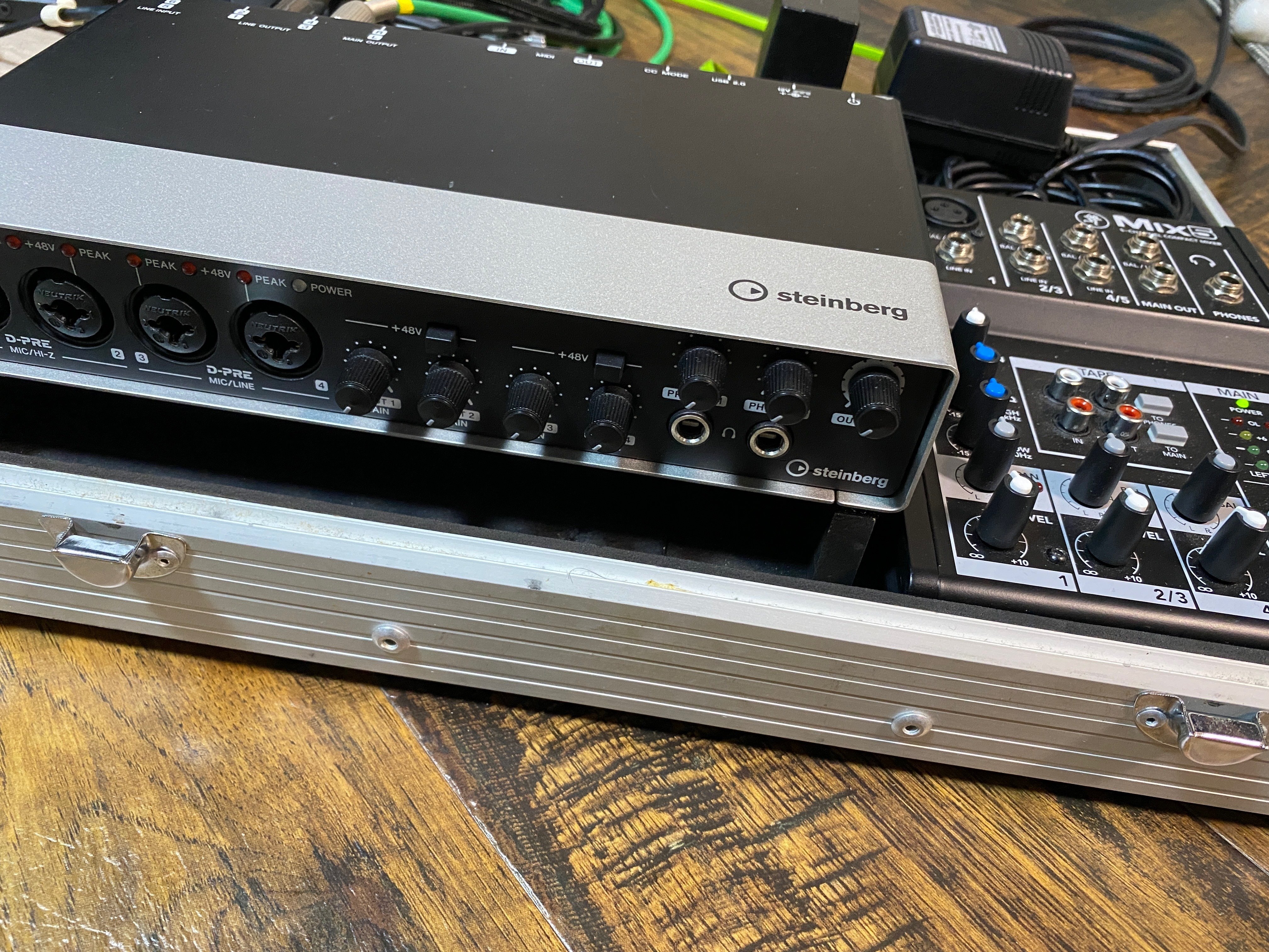 ライブの同期機材のセッティングを考える｜hikodrums