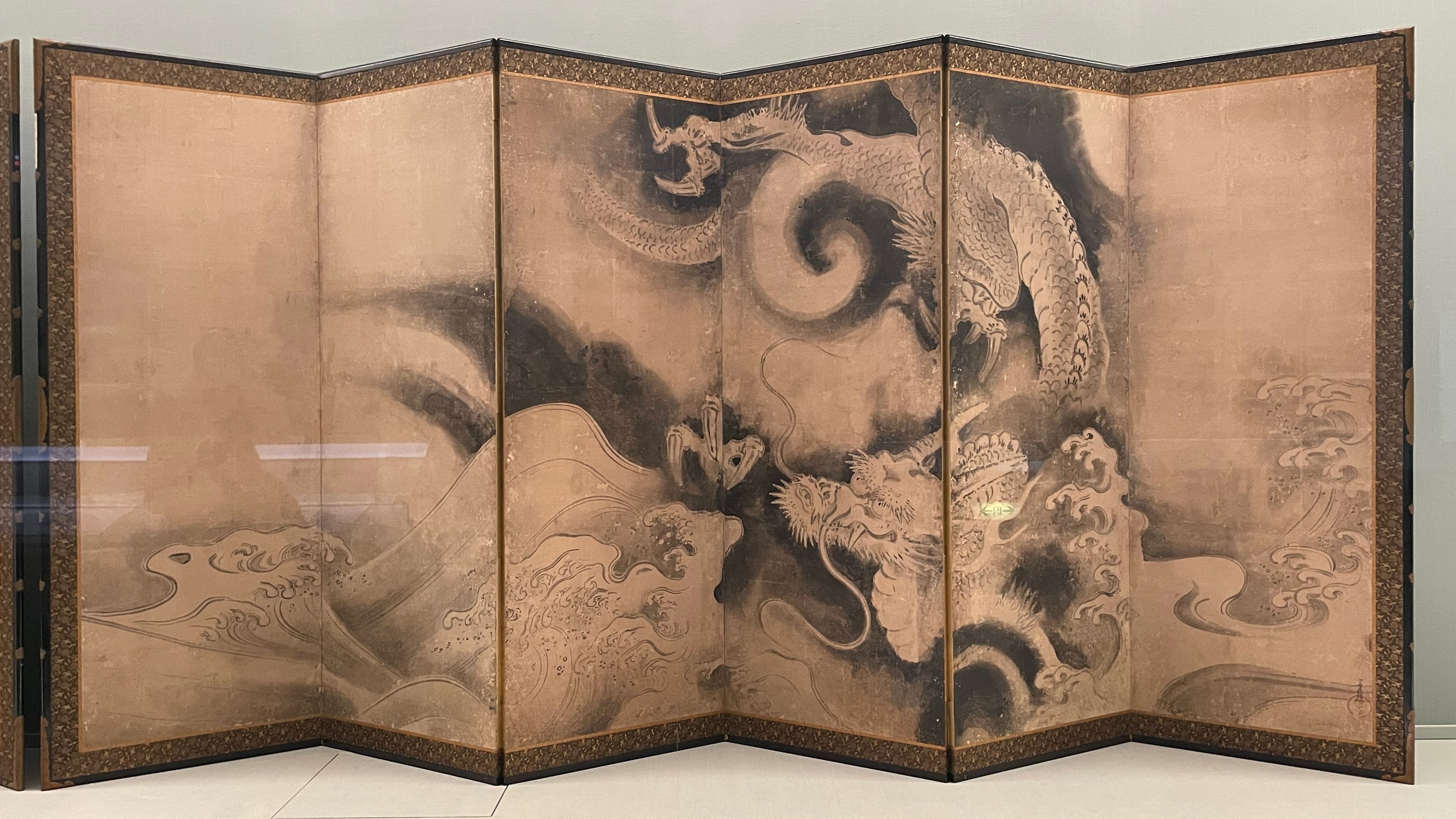 葛飾北斎と俵屋宗雪をつなげる「波」の表現 @東京国立博物館 葛飾北斎と俵屋宗雪をつなげる「波」の表現 @東京国立博物館