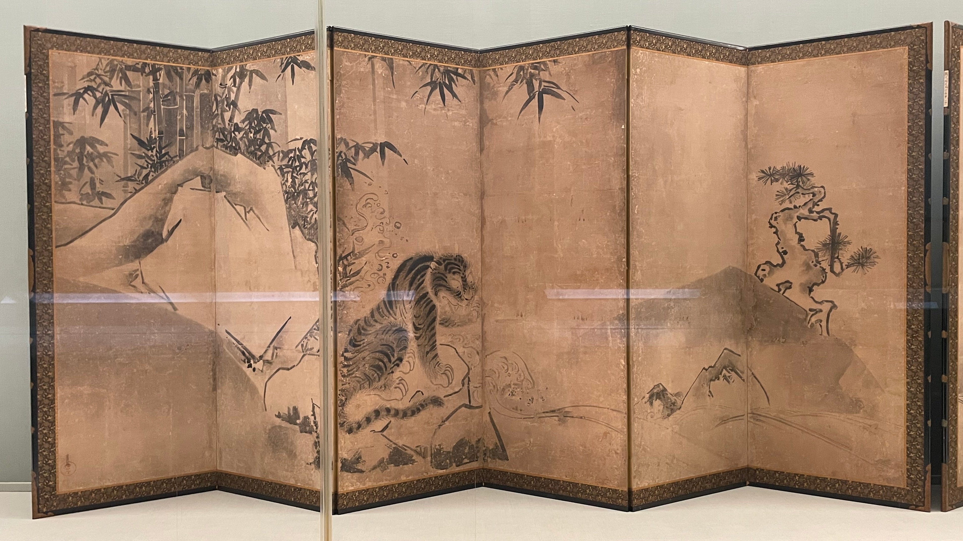 俵屋宗雪、菊花流水図屏風、超希少・大判画集画、新品高級額装付 俵屋宗雪、菊花流水図屏風、超希少・大判画集画、新品高級額装付