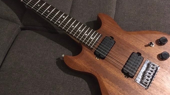 (改造)Ibanez AX-7221 7弦ギター Guitar collecton files #2: Ibanez AX7221 - YouTube