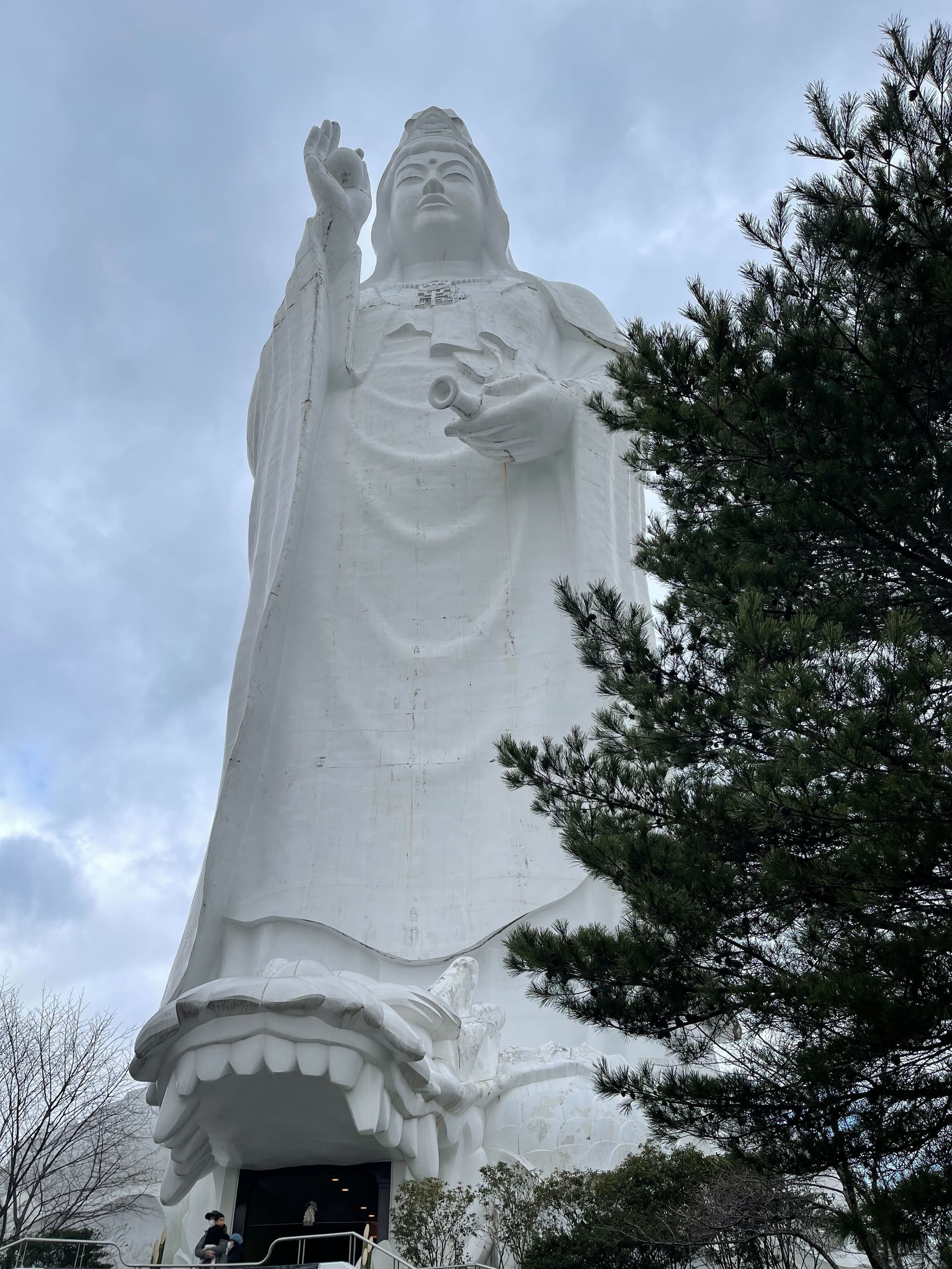 極上　特大　観音置物　1495g(台込) トトウ　東な7-0907☆2F 極上 特大 観音置物 1495g(台込) トトウ 東な7-0907☆2F