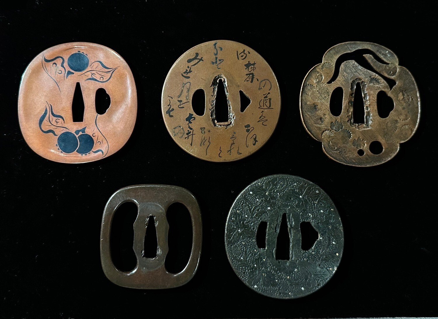 銅の様々な色味（日本刀の鐔の話）｜刀箱師の日本刀ブログ 中村圭佑