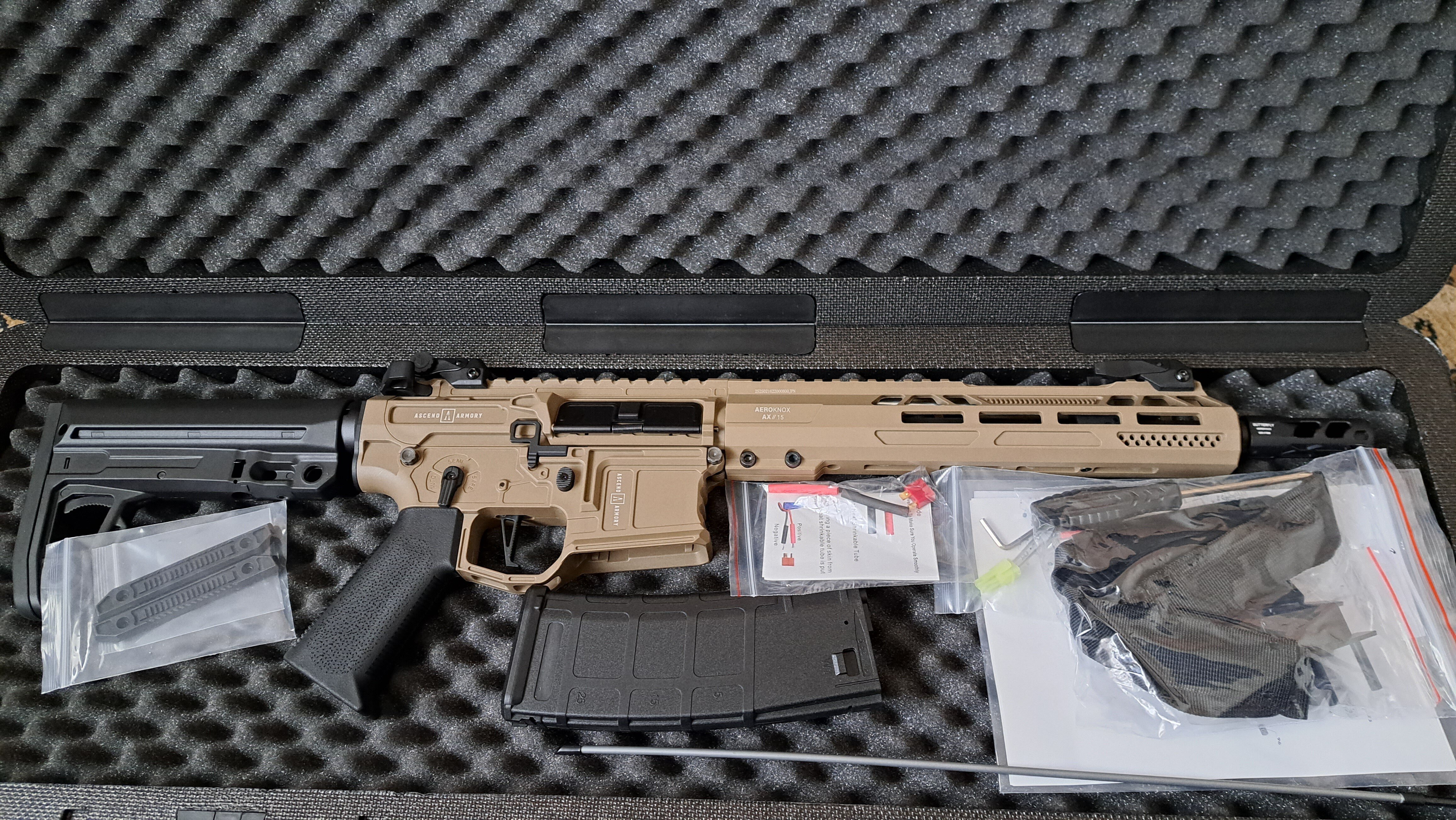 ダブルイーグル AscentdArmory/Aeroknox AR15 電動ガン 電子トリガー