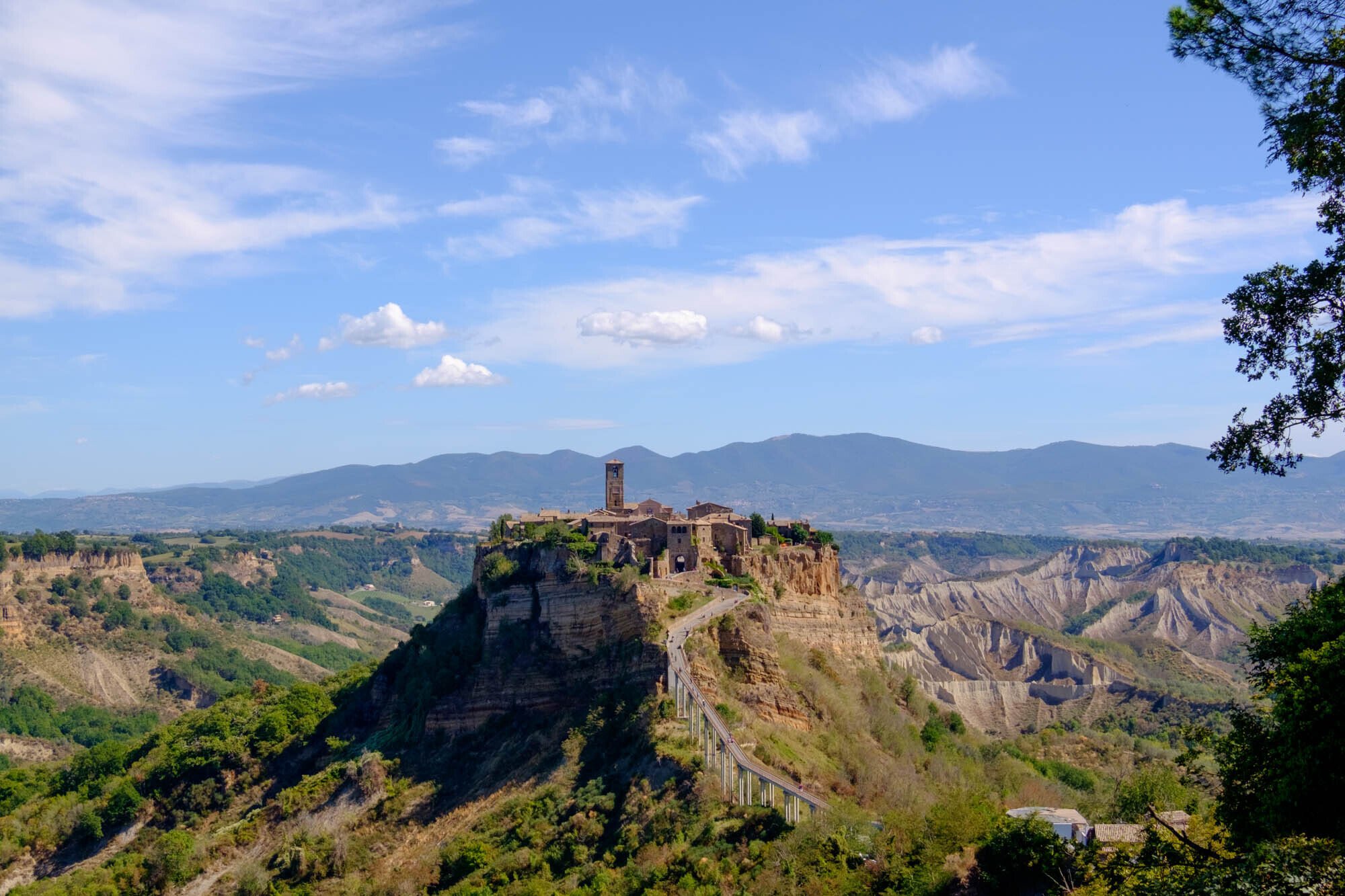 チヴィタ・ディ・バーニョレージョ|ばんにん|note