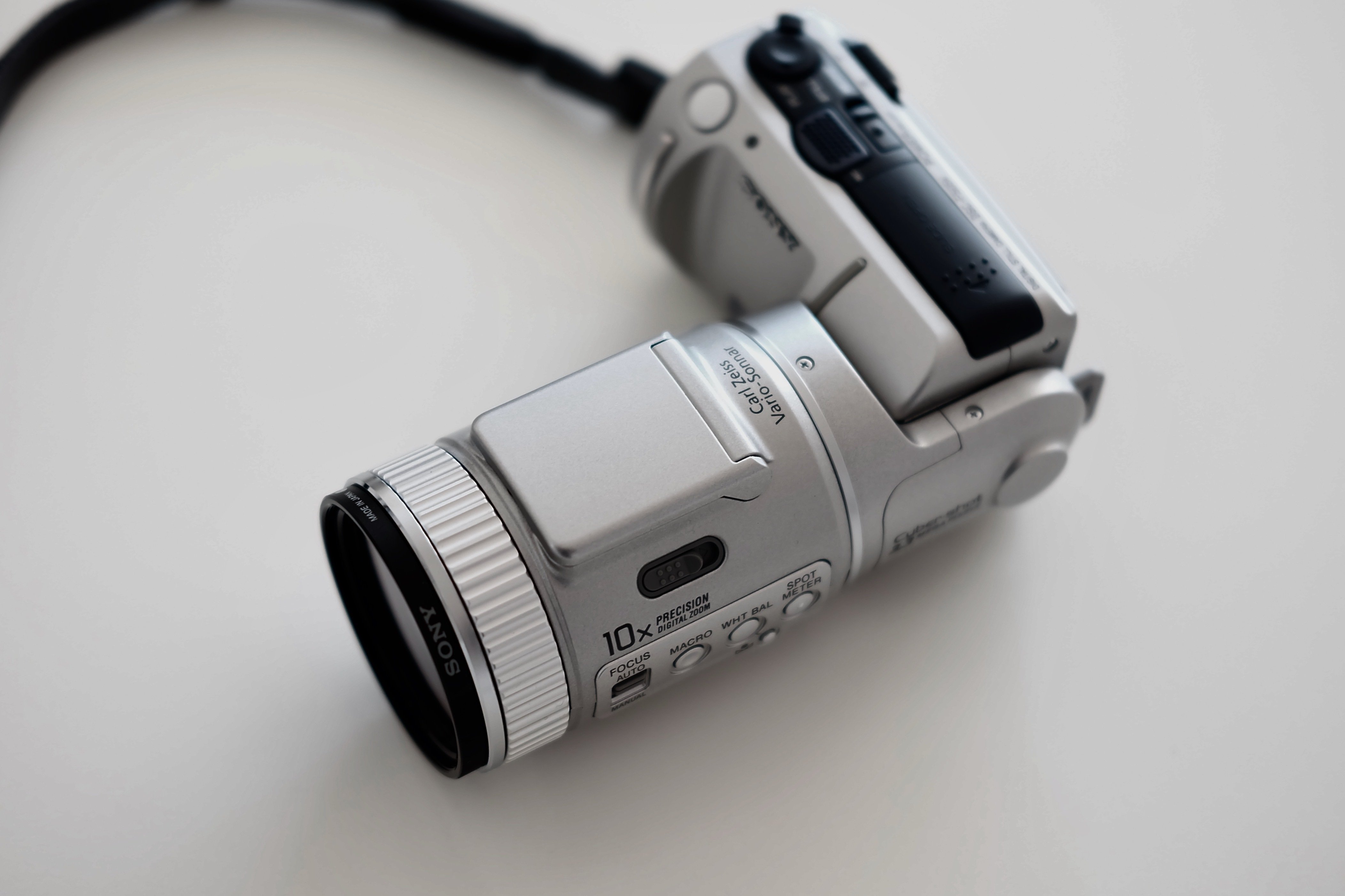 30年前のカメラ】SONY DSC-F505V ジャンク品 バッテリー付き - カメラ