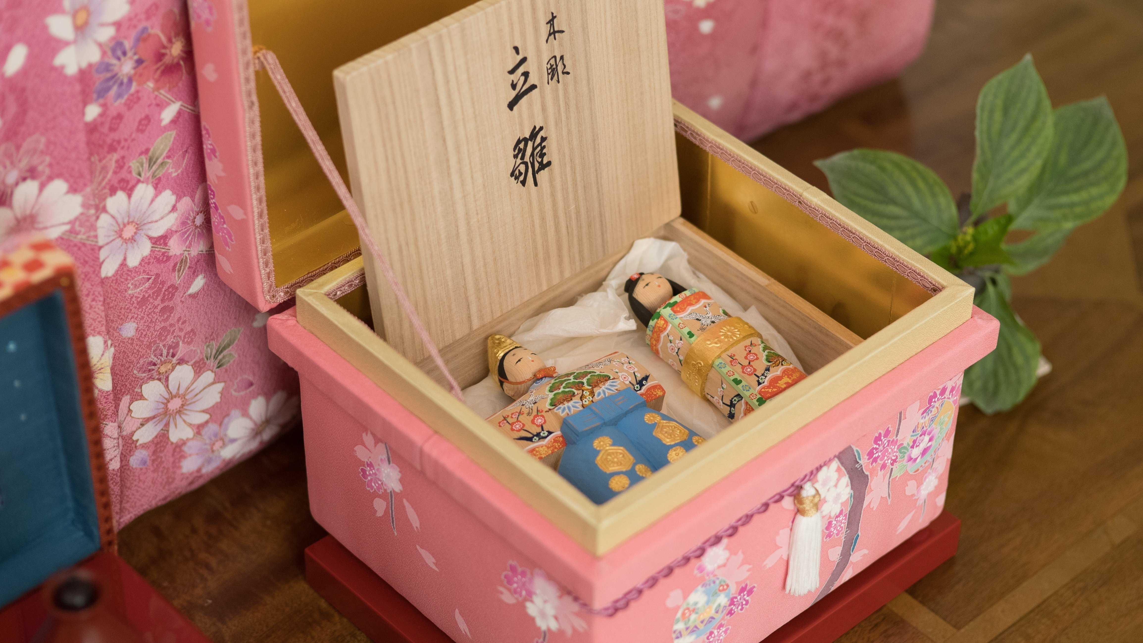 職人技の光る古きよきものを新しく使う 「インテリア茶箱