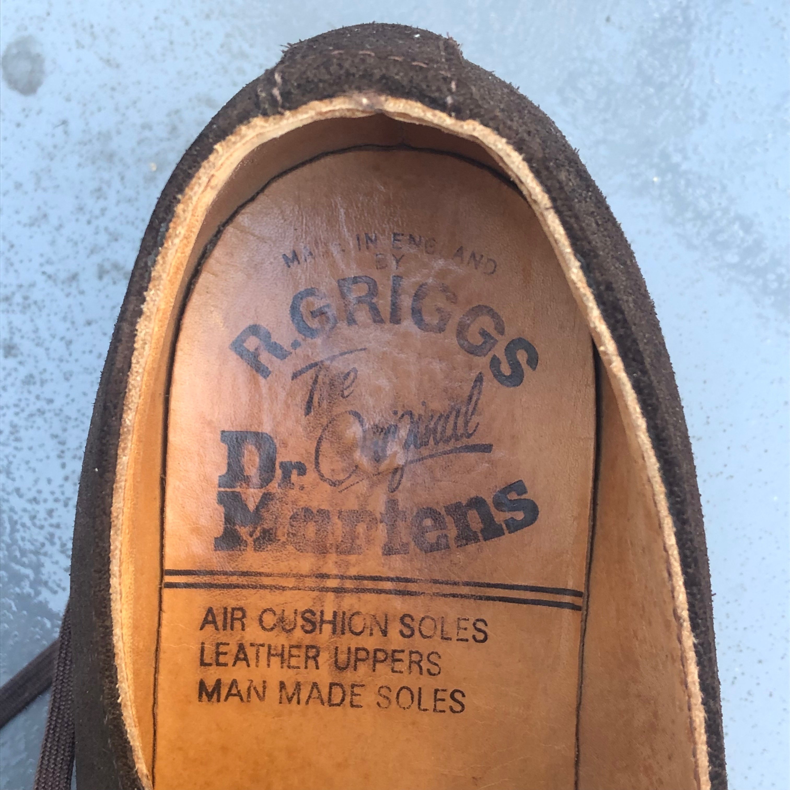 ドクターマーチンの溝付きソールエッジについて其の2。｜鏡面野郎