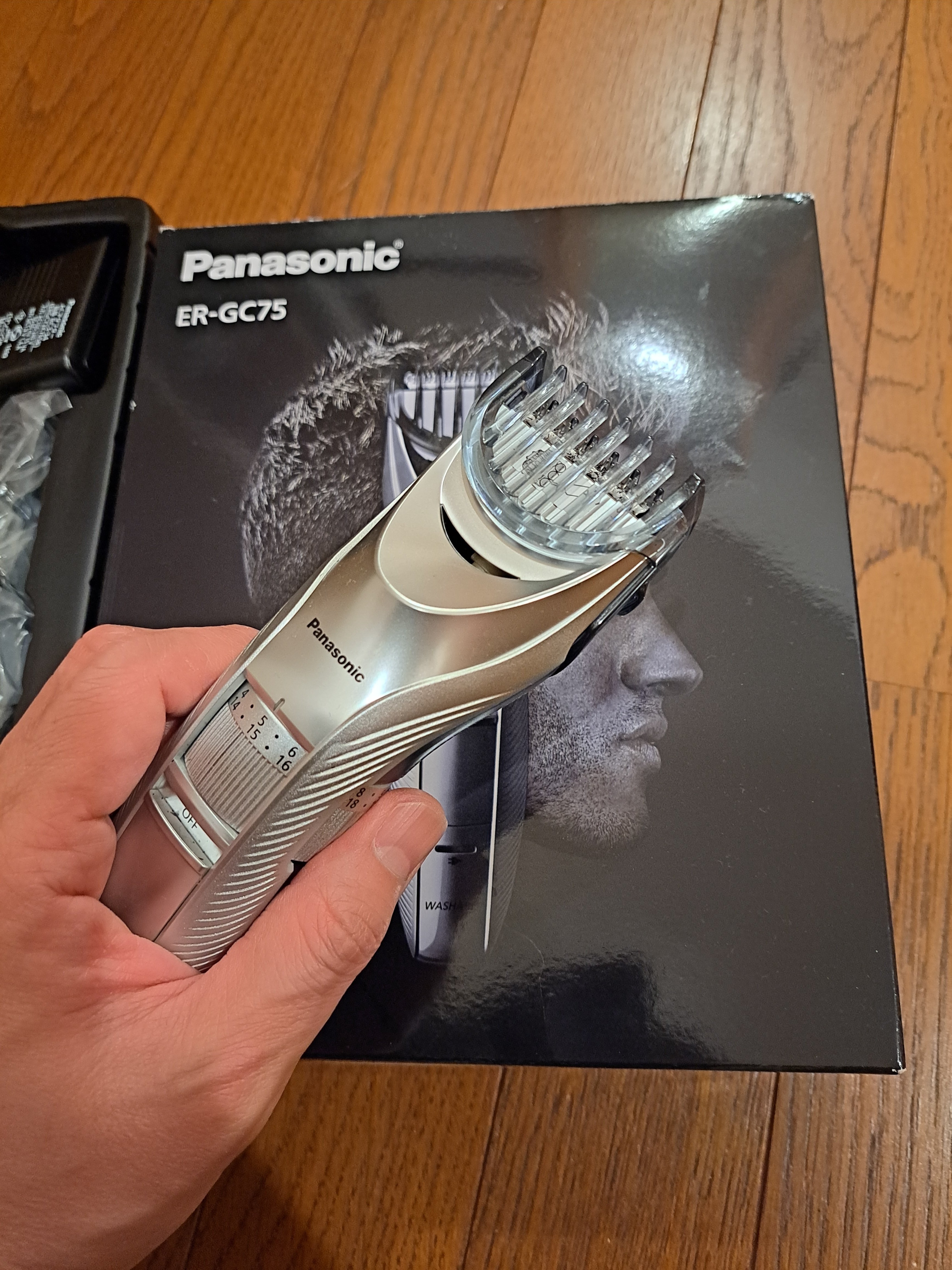 2023年製 Panasonic ER-GC75 バリカン Amazon.com: Panasonic Hair Cutter Hair Clipper Rechargeable