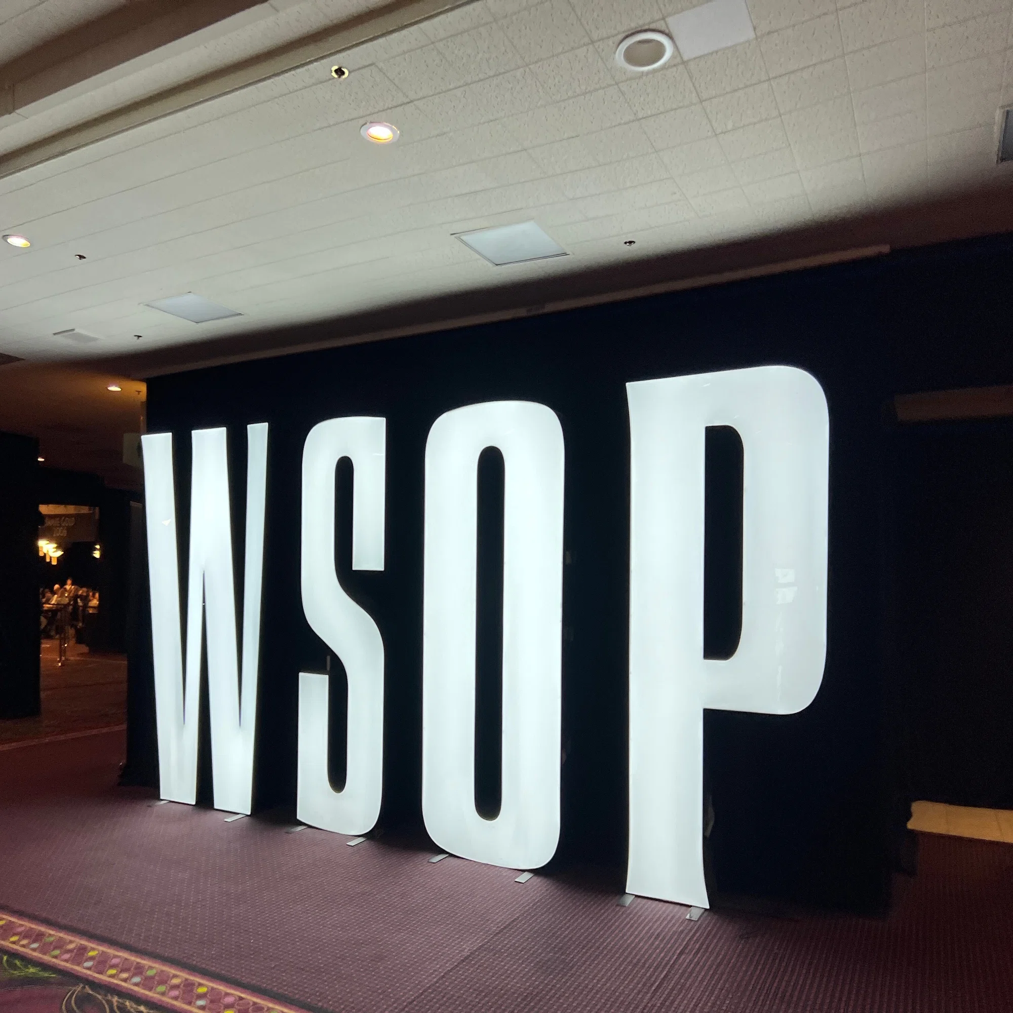 WSOP2022】ラスベガスポーカー旅日記まとめ！おすすめの持ち物や店も 