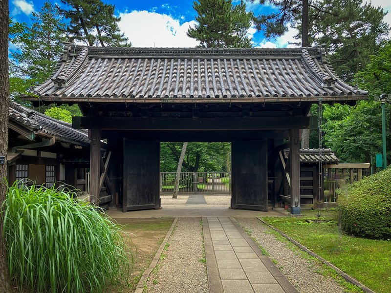 旧宇和島藩伊達家が大正時代に東京に建てた屋敷の表門