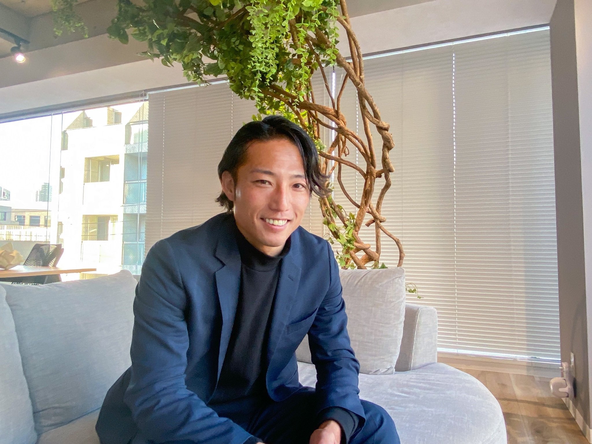 大久保 出会いは成長の糧」初期メンバーとして会社を成長させてきた今と