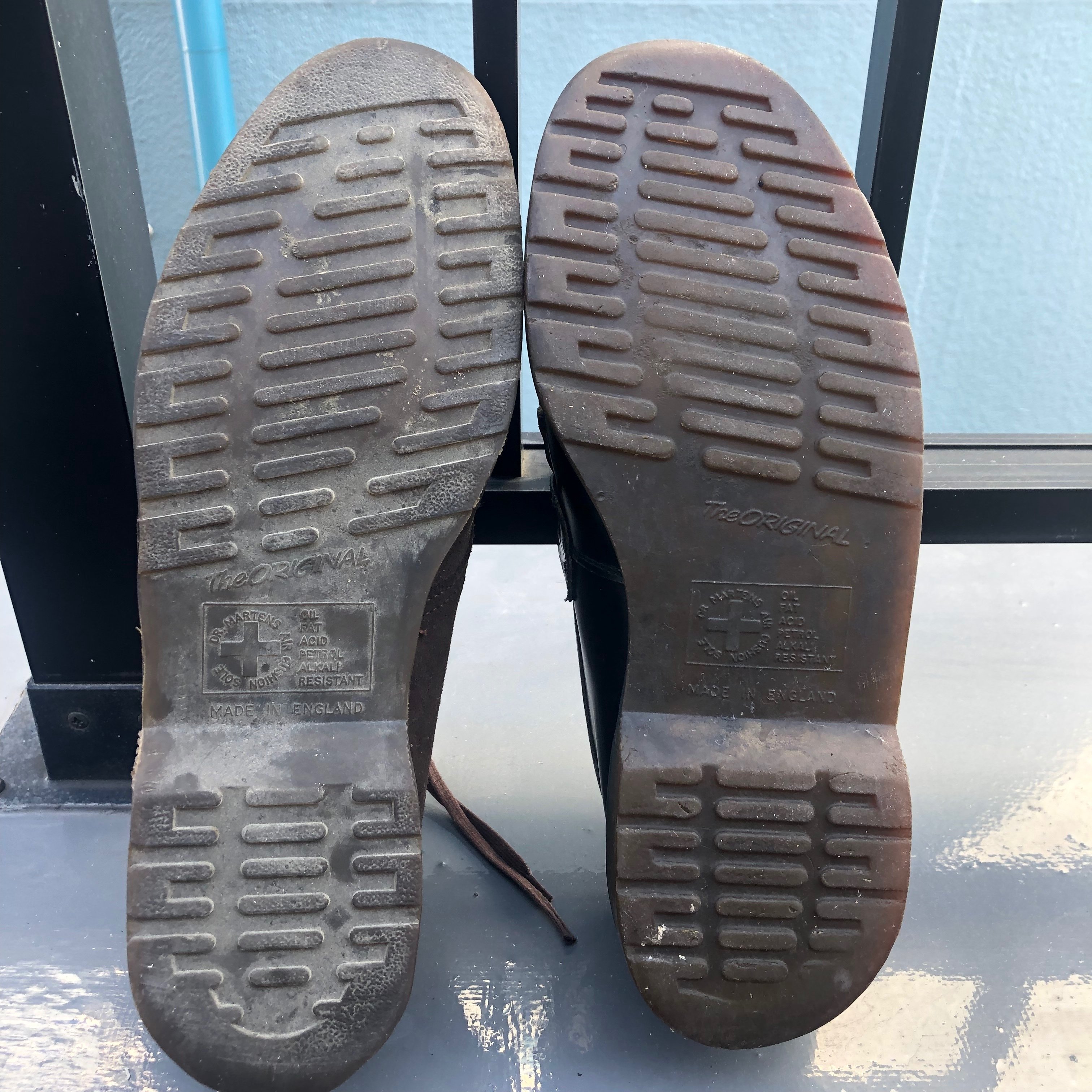 TKさん　ローク 英国 マーチンソール ドクターマーチンの溝付きソールエッジについて其の2。｜鏡面野郎