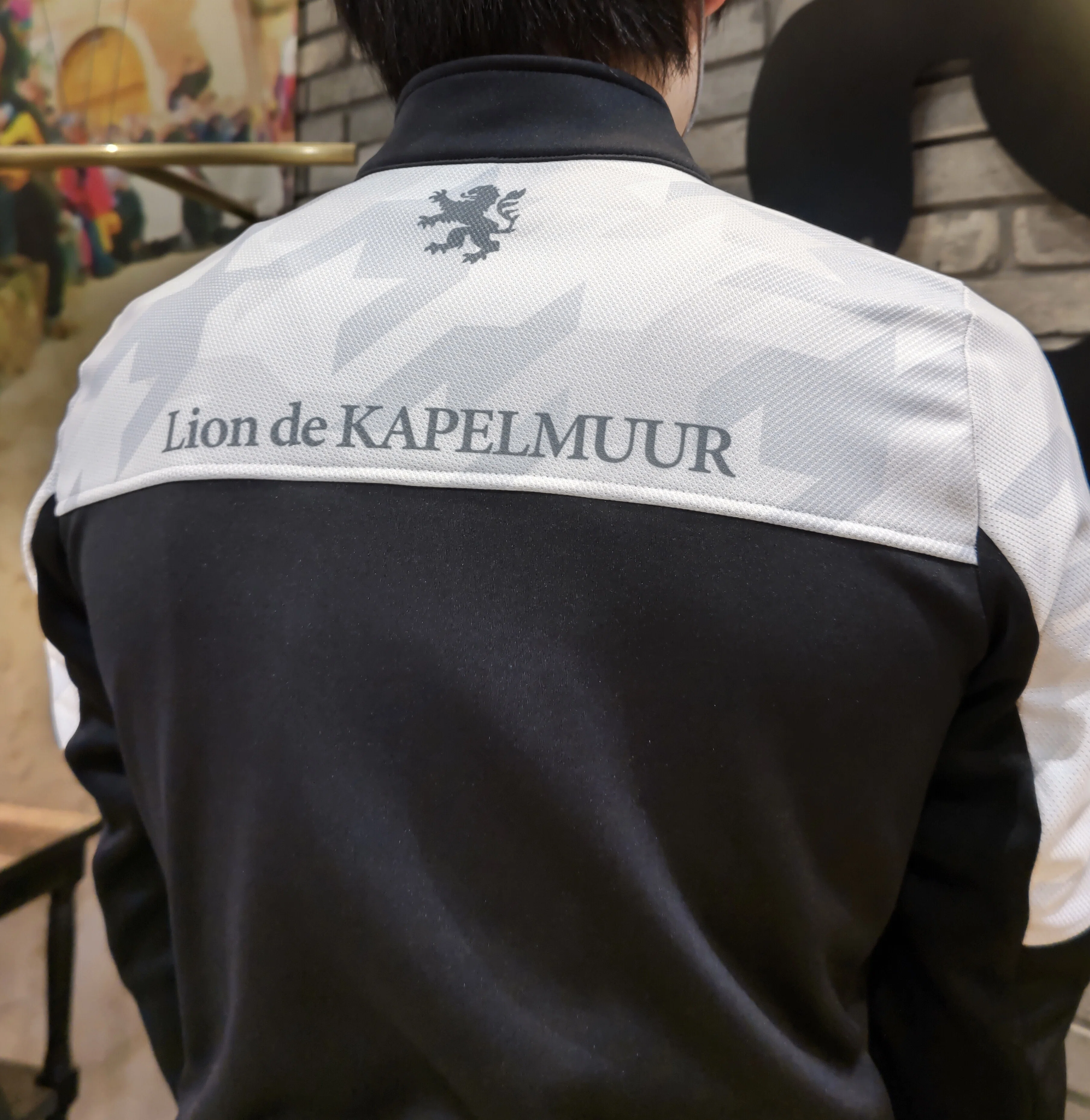 機能性良し！コスパ良し！ 「防風ジャケット 千鳥カモ」｜KAPELMUUR