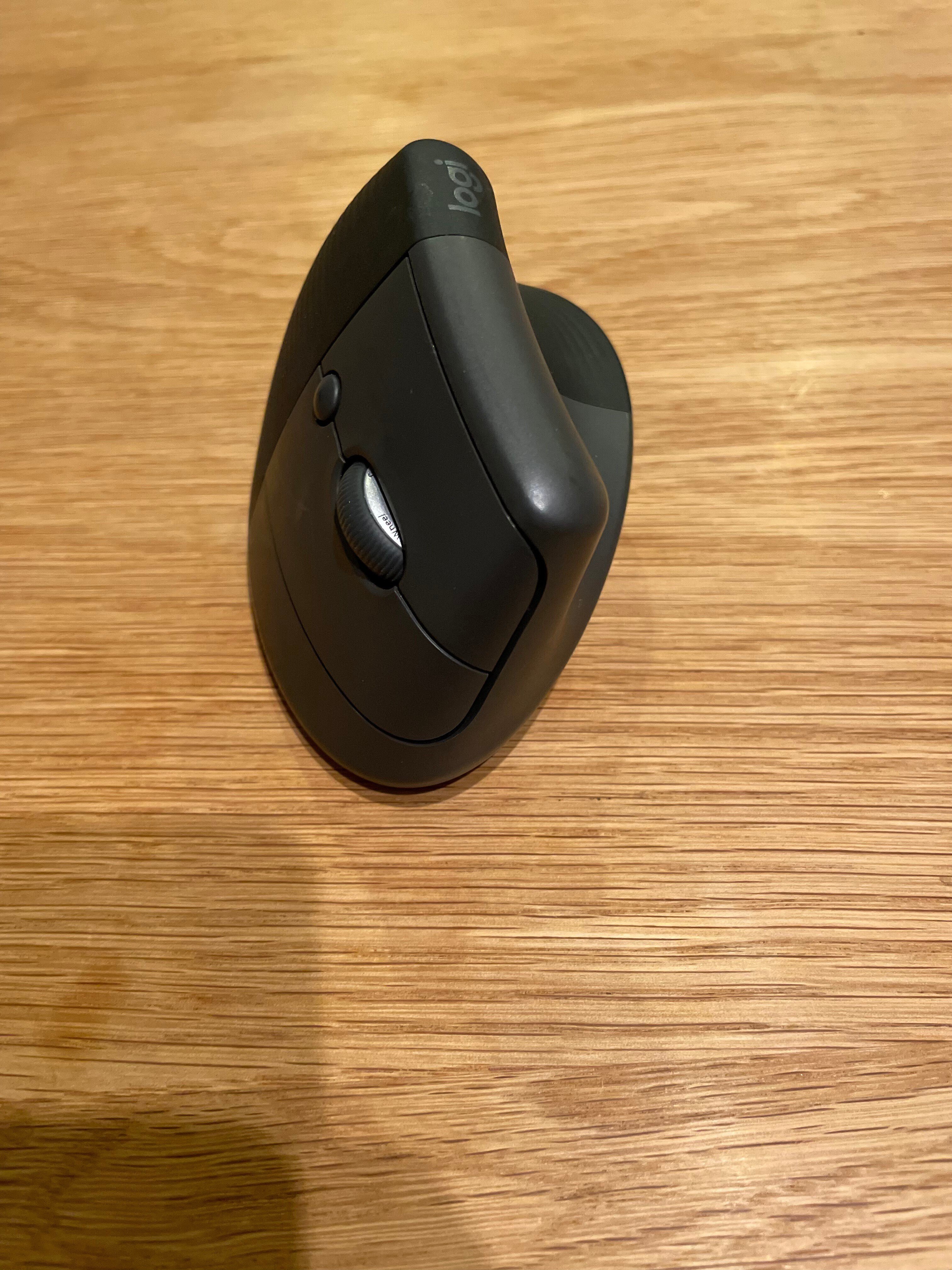 logicool LIFT エルゴノミックマウス ブラック Amazon.co.jp: ロジクール ワイヤレス 縦型 静音 エルゴノミック