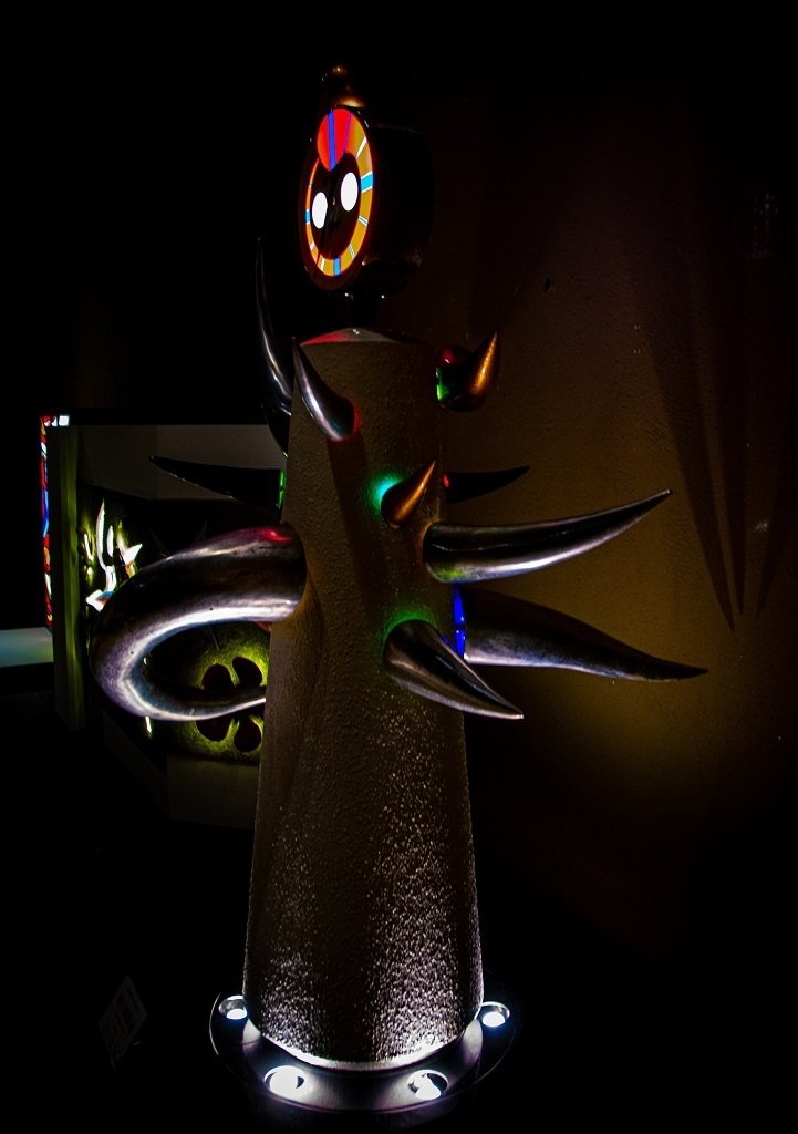 岡本太郎　歓心　時計　持田製薬　非売品 岡本太郎 歓心 時計 持田製薬 非売品 岡本太郎 歓心 時計 持田製薬 非売品