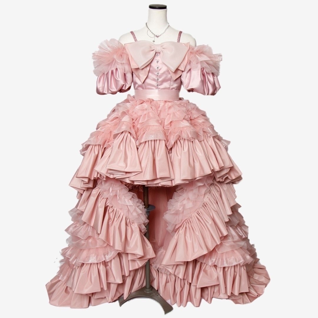 天性のアイドル齊藤なぎさと卒業ドレス｜茅野しのぶ 