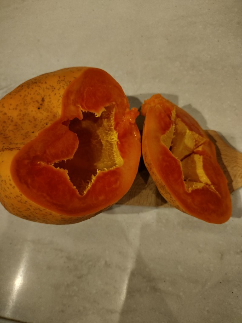 沖縄産　フルーツパパイヤ