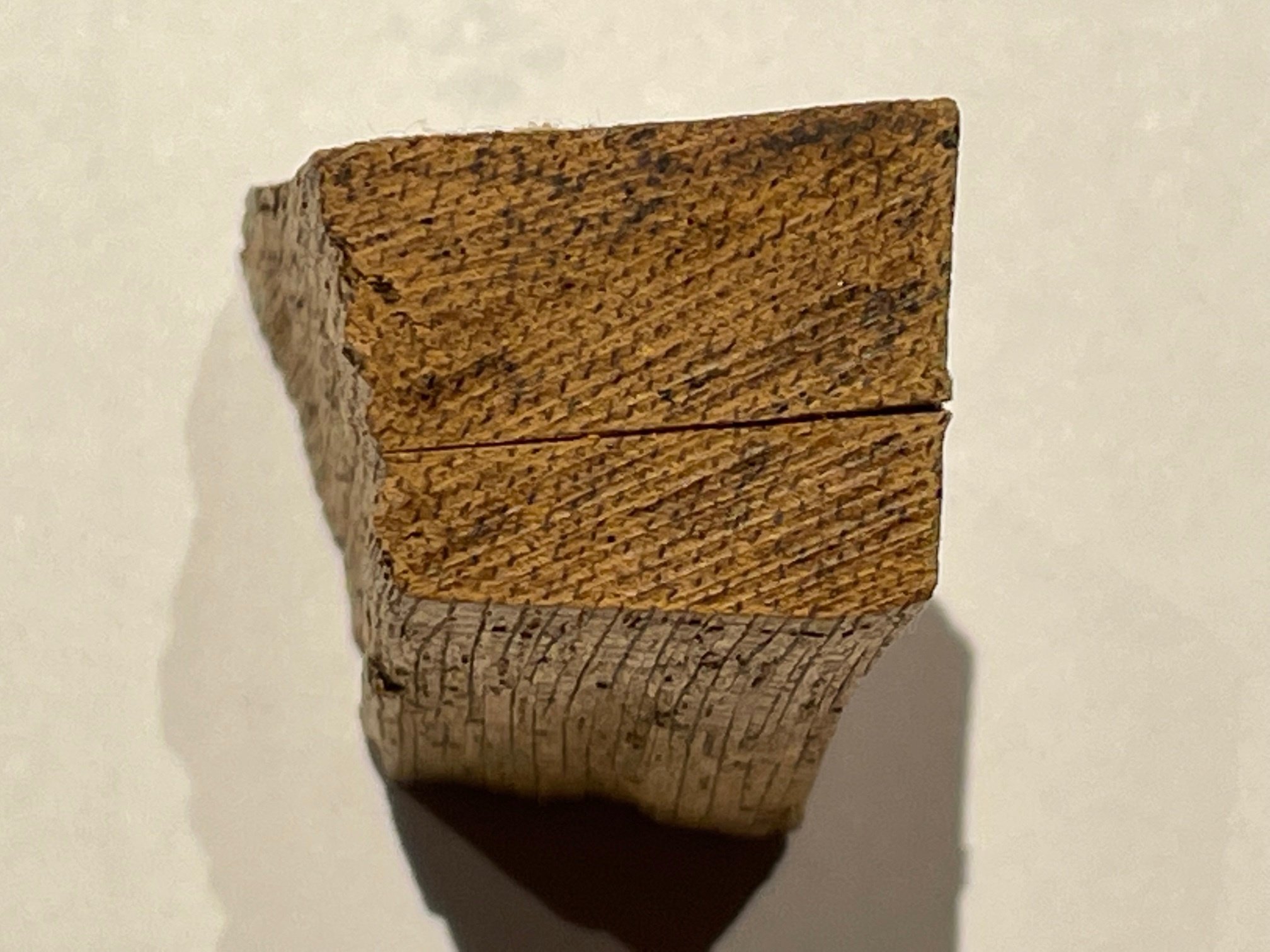 香木　真那賀　394g 蓋無木箱付　東さ7-0602② 香木 真那賀 394g 蓋無木箱付 東さ7-0602② 美術品・アンティーク・