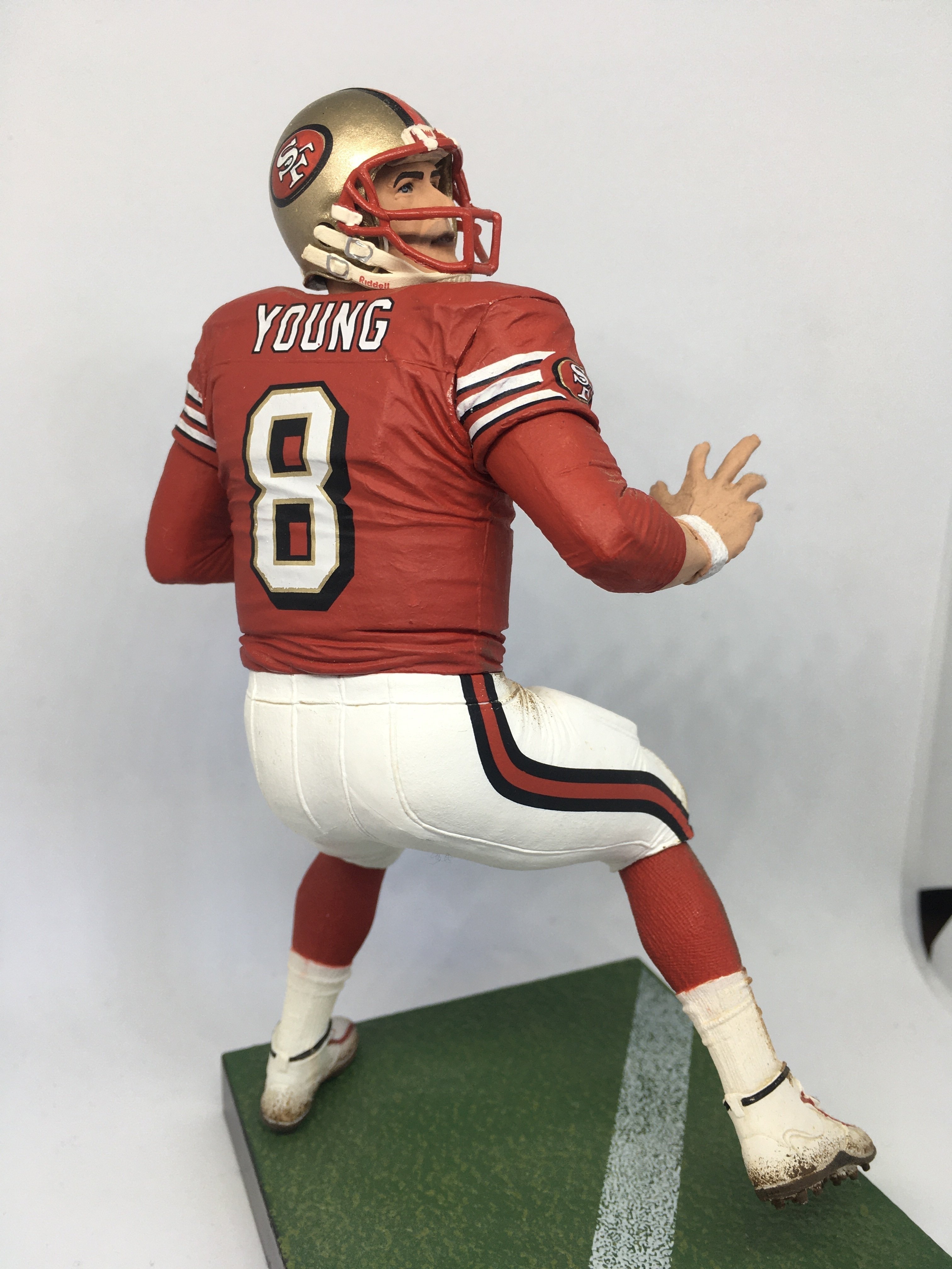マクファーレントイズ　NFLレジェンドシリーズ　スティーブ・ヤング　未開封品 マクファーレントイズNFLレジェンドシリーズスティーブ・ヤング