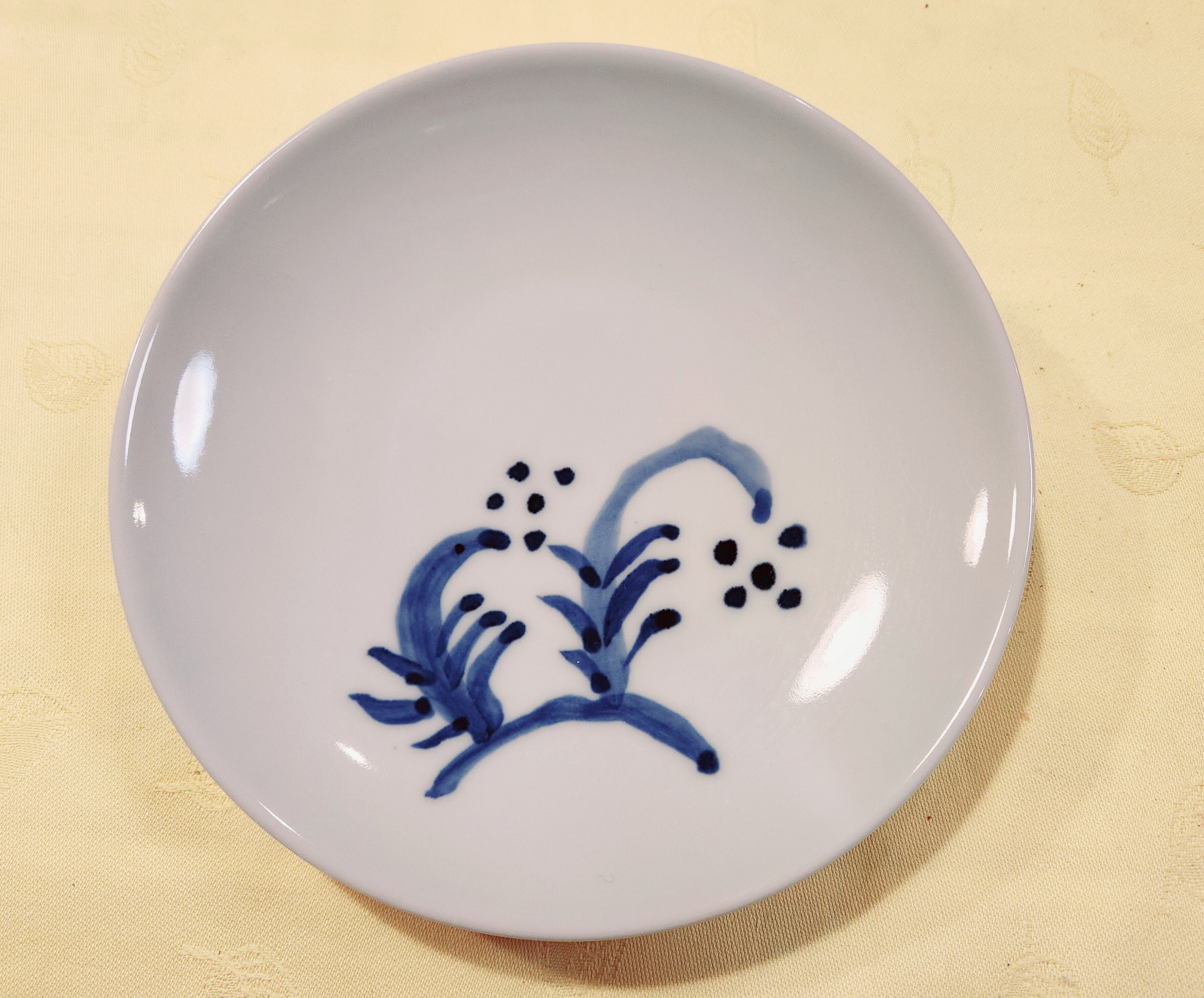 砥部焼の絵付けは楽し♡｜山田幸子フリーアナウンサー