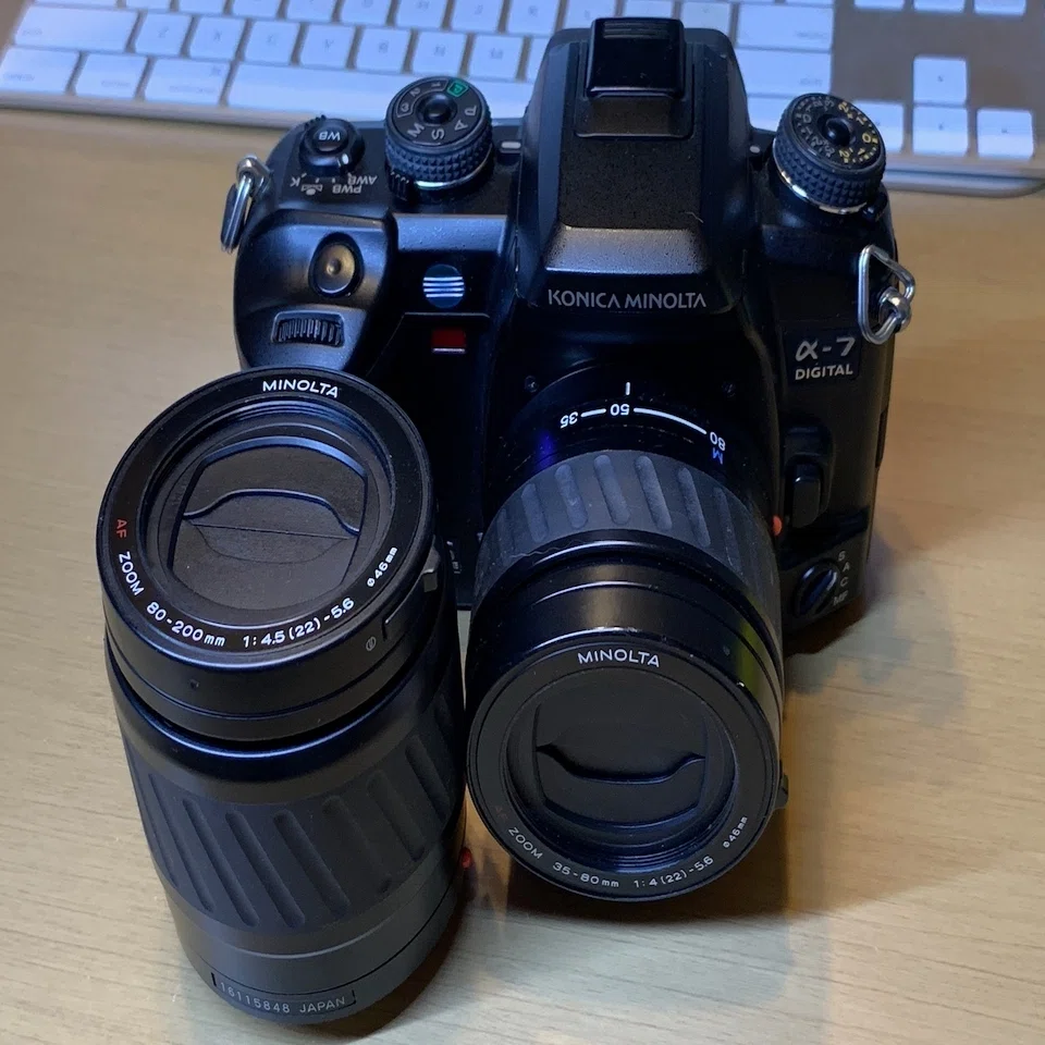 SONYデジイチの先代？KONICA MINOLTA α-7 DIGITAL プレジェネデジカム 