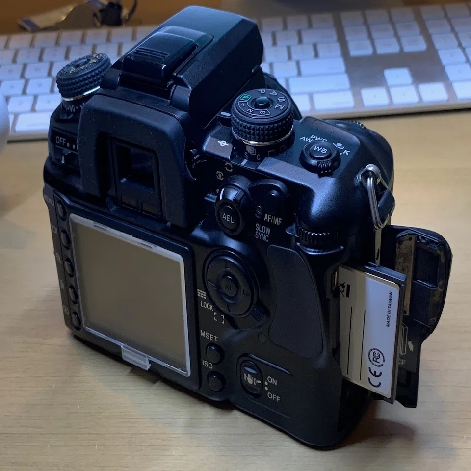 SONYデジイチの先代？KONICA MINOLTA α-7 DIGITAL プレジェネデジカム 