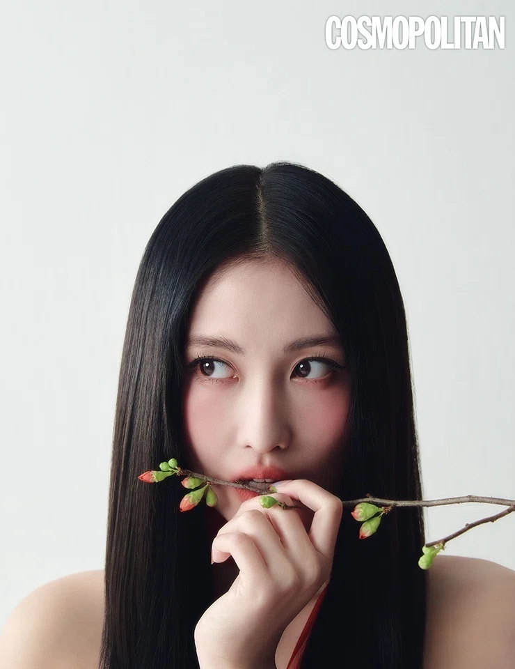 モモ自身とモモのこと / TWICE モモ / COSMOPOLITAN INTERVIEW 2023.01 