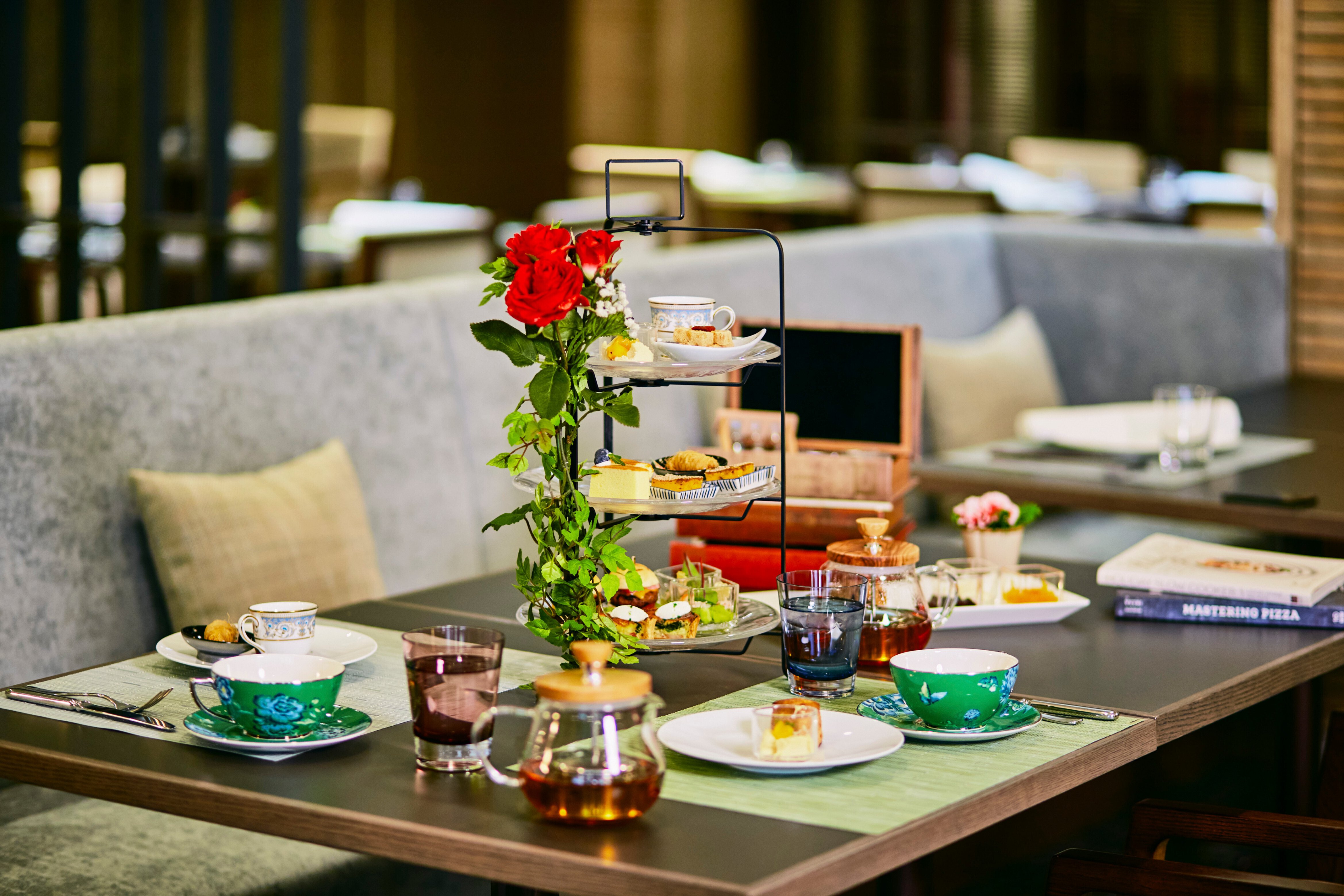 ここはすごい！ ブックカフェ＆バーの愉悦 ｜NPO法人 文学旅行