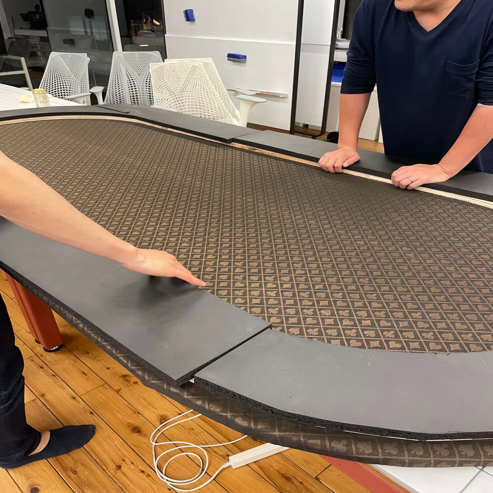 DIY】ポーカーにのめり込みすぎてポーカーテーブルまで作った話 