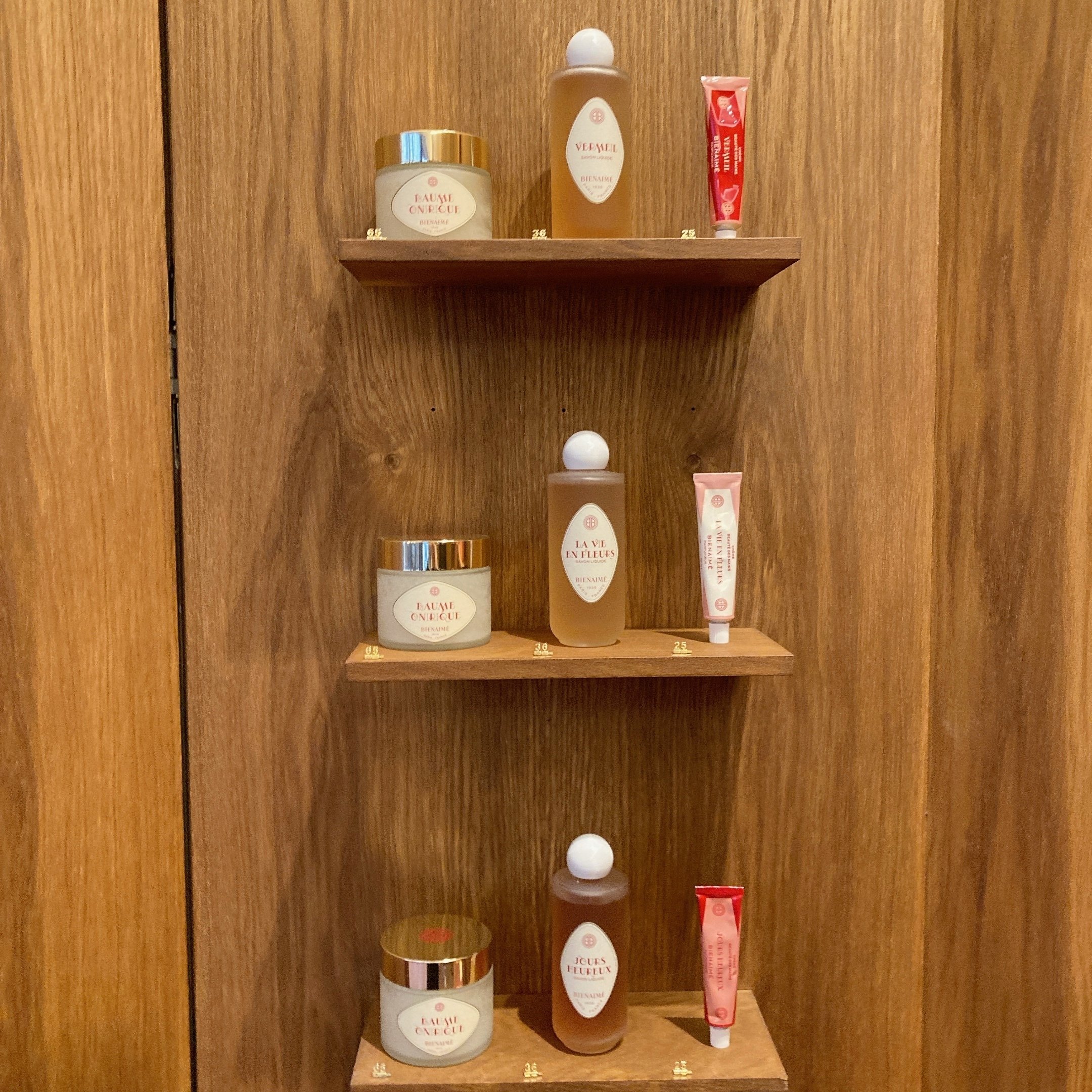 ビアンネメ（Bienaimé）：1935年創業、パリ発 のビューティーブランド