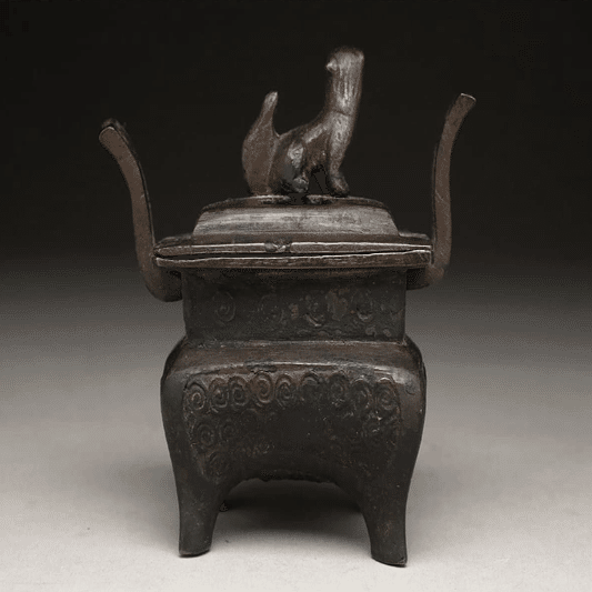 室町期の獅子置物と同時期の鐔の共通性など｜刀箱師の日本刀ブログ