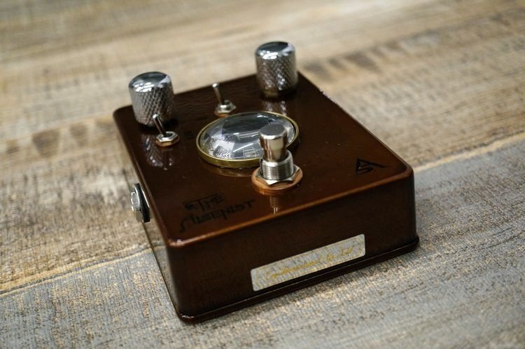 音、作り、デザイン……全てが完璧。ヴィンテージブースターの究極系