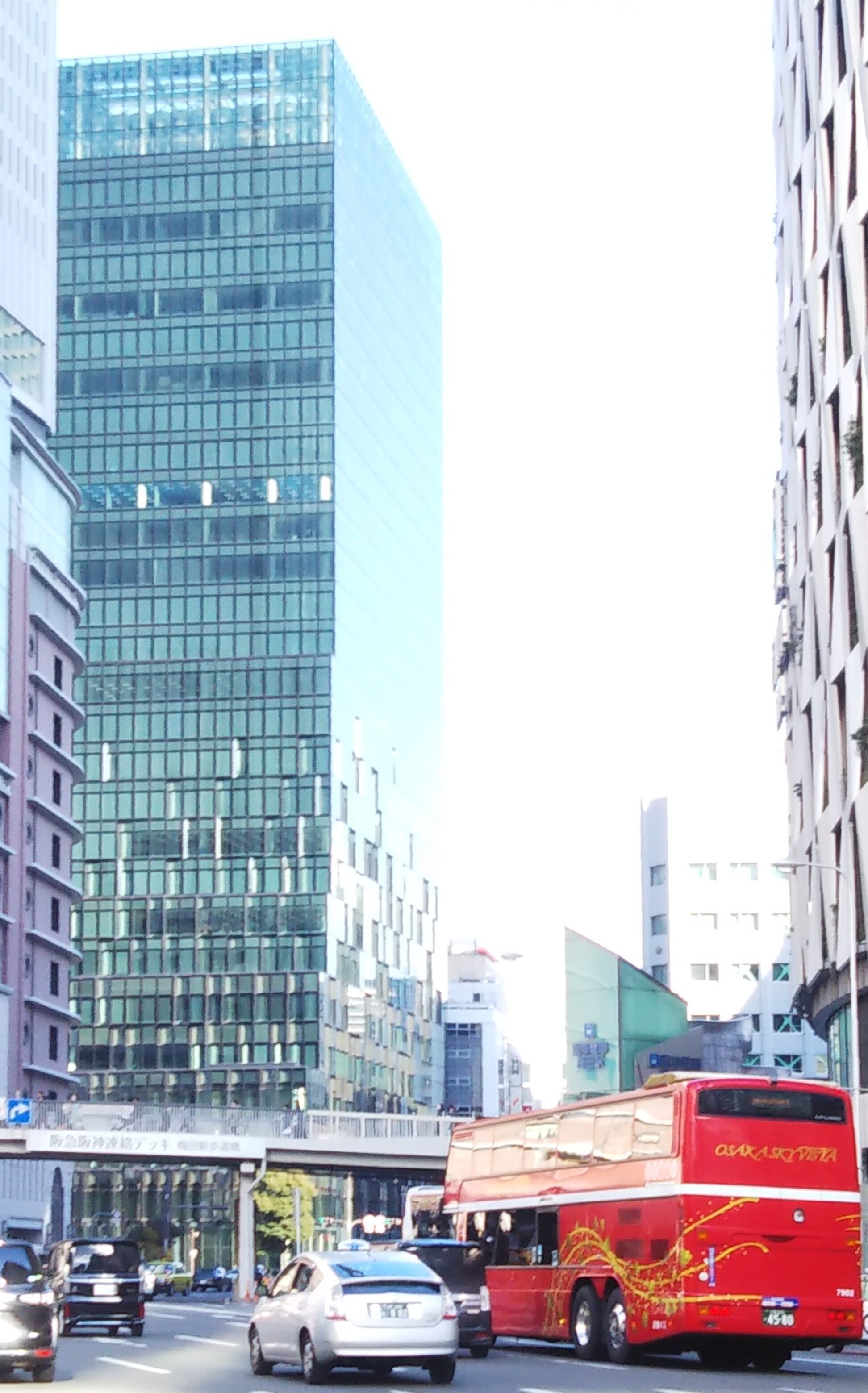 国産最後の2階建てバスで壁紙をつくってみた話｜トマ