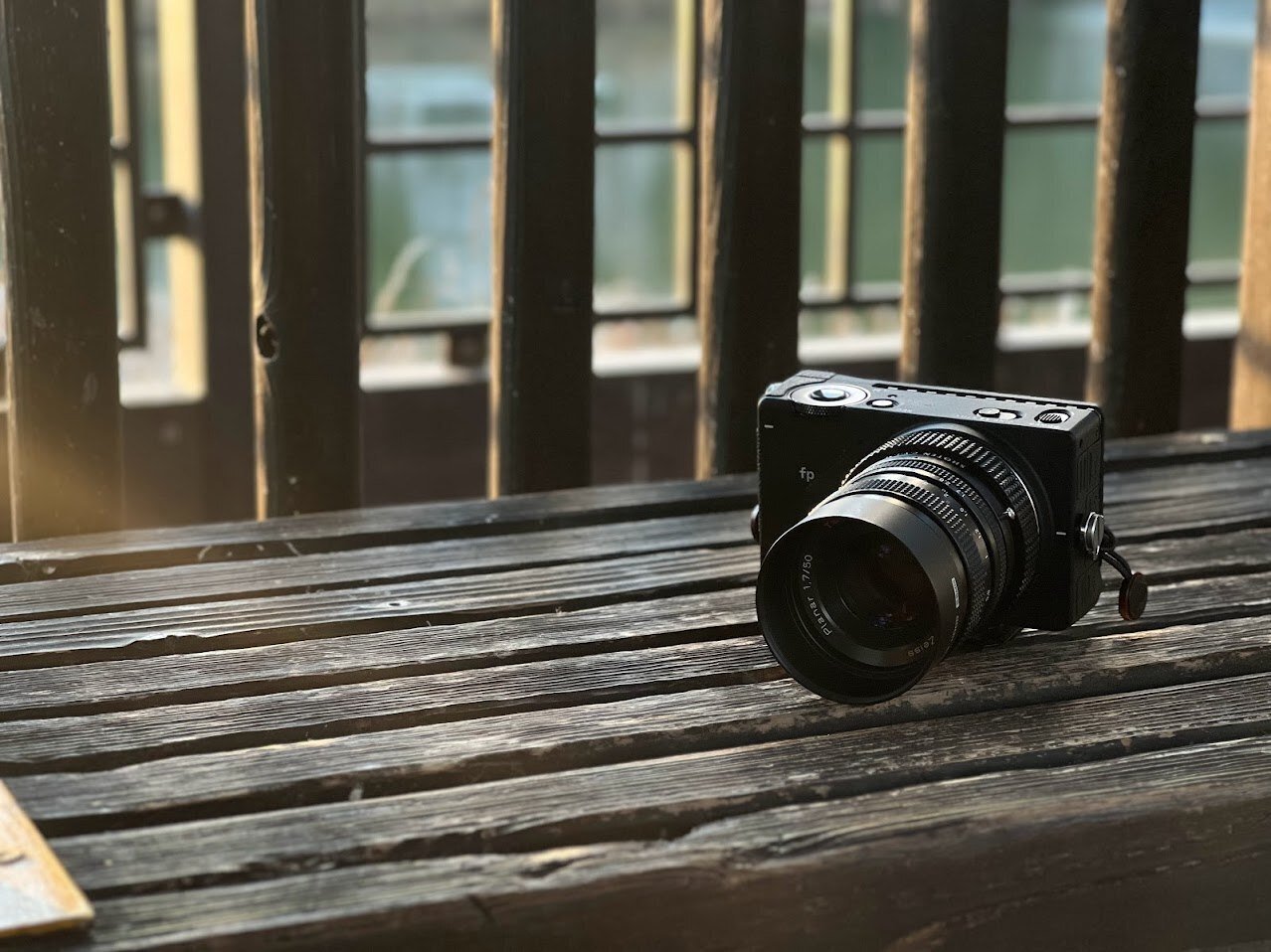 SIGMA fpとzeiss planar 1.7/50 T*｜Chimo