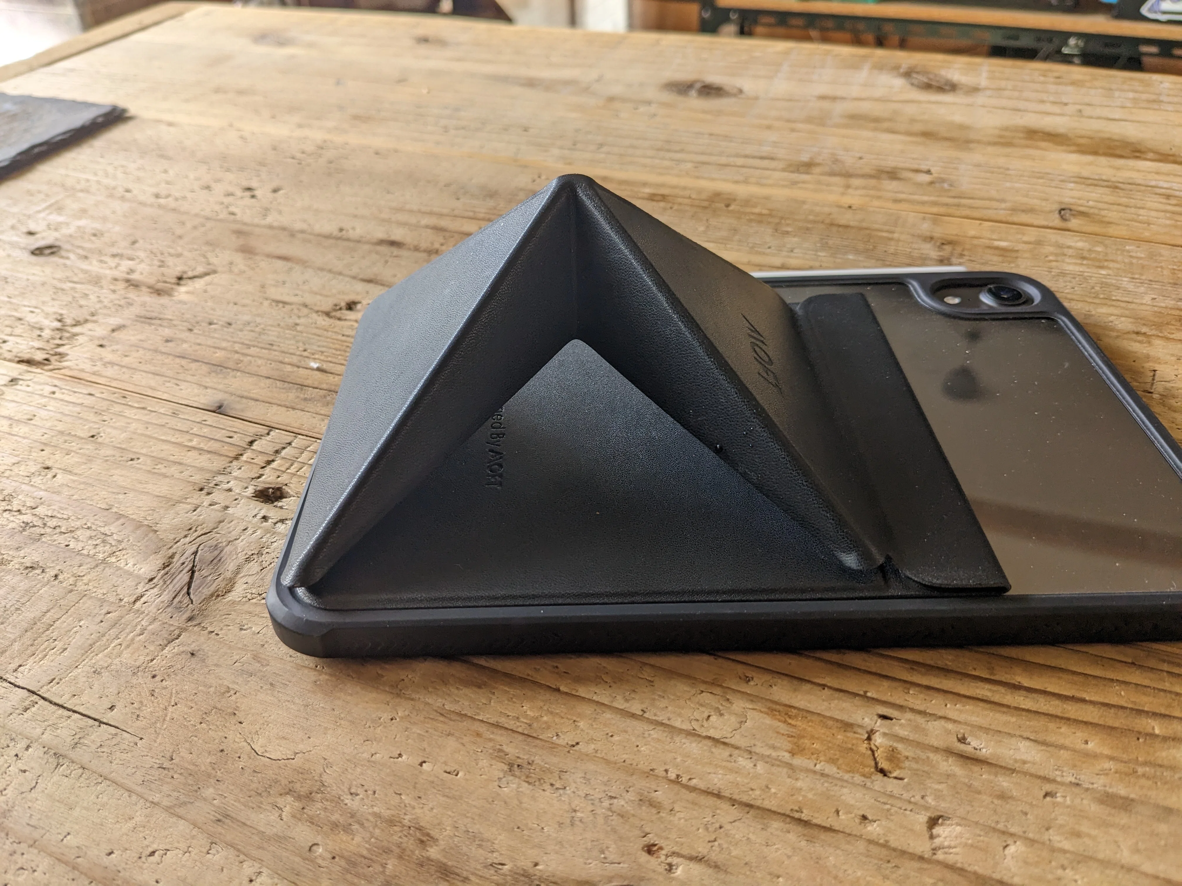 MOFT】iPad mini6 (2021)を愛用しているのですが、この「MOFT」さんの