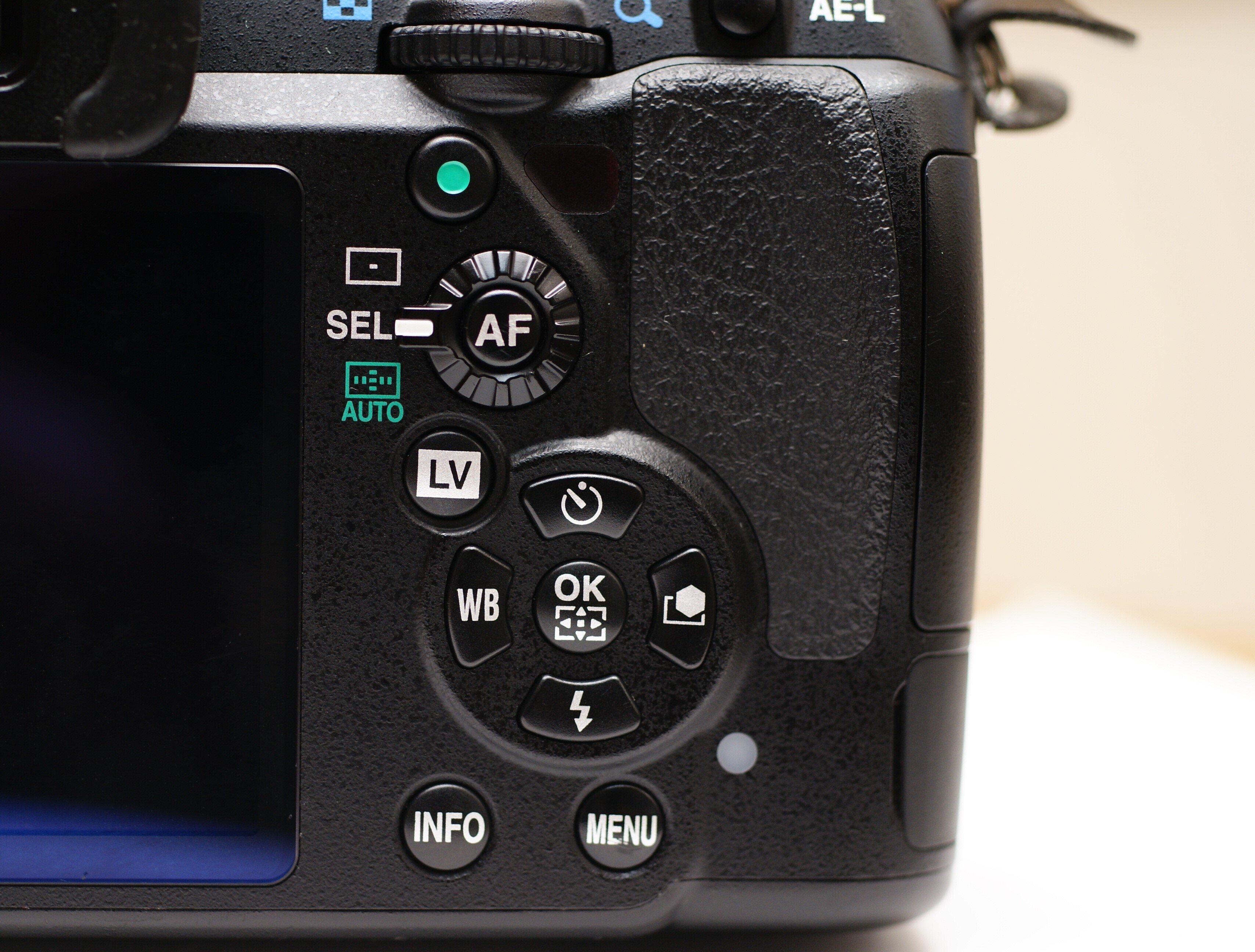 PENTAX K-7 サムスン製CMOSの魅力｜Sven.