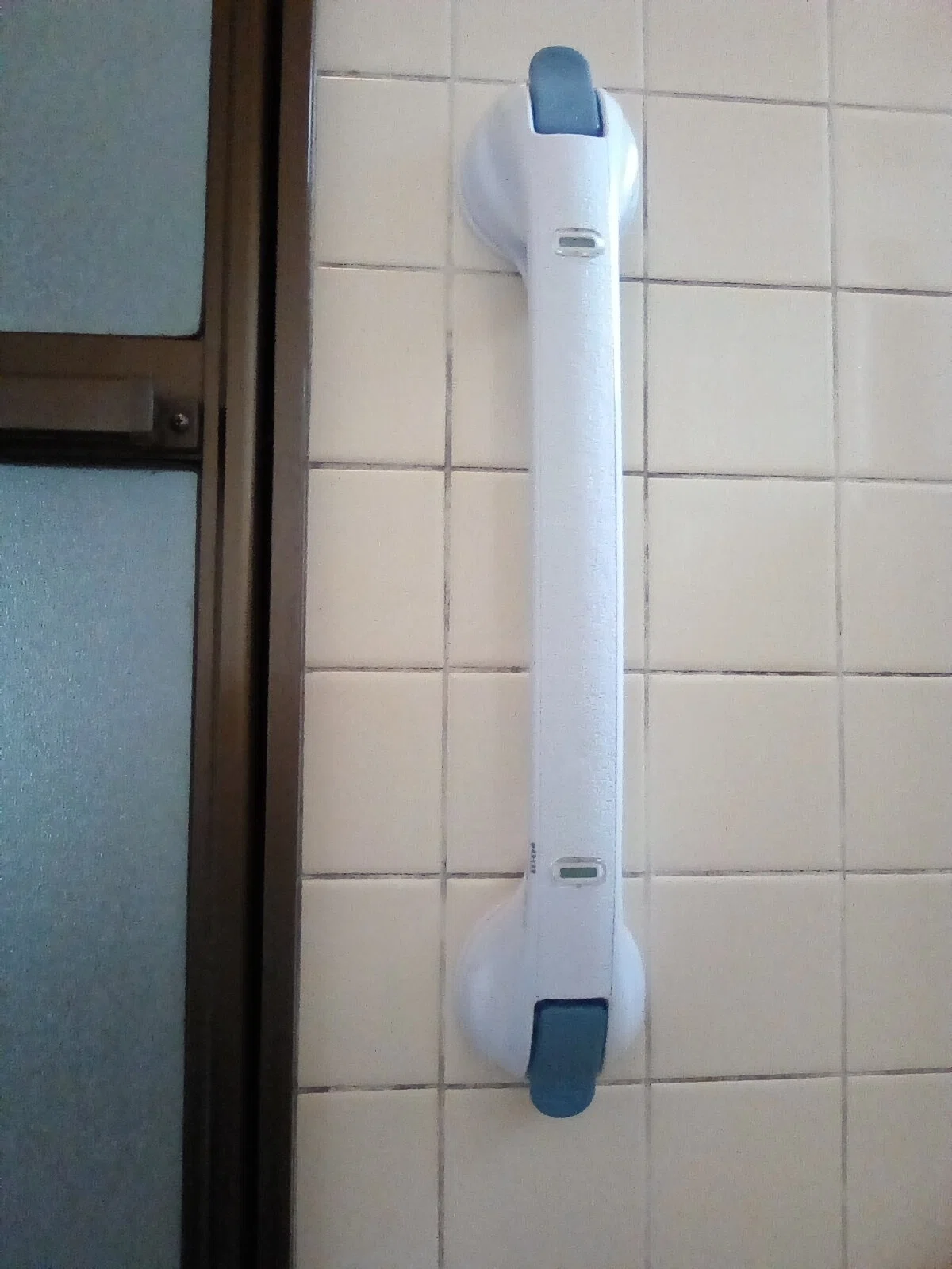 お買い物】風呂場に手すりをつけてみた～ユニトレンドの「クイックバー