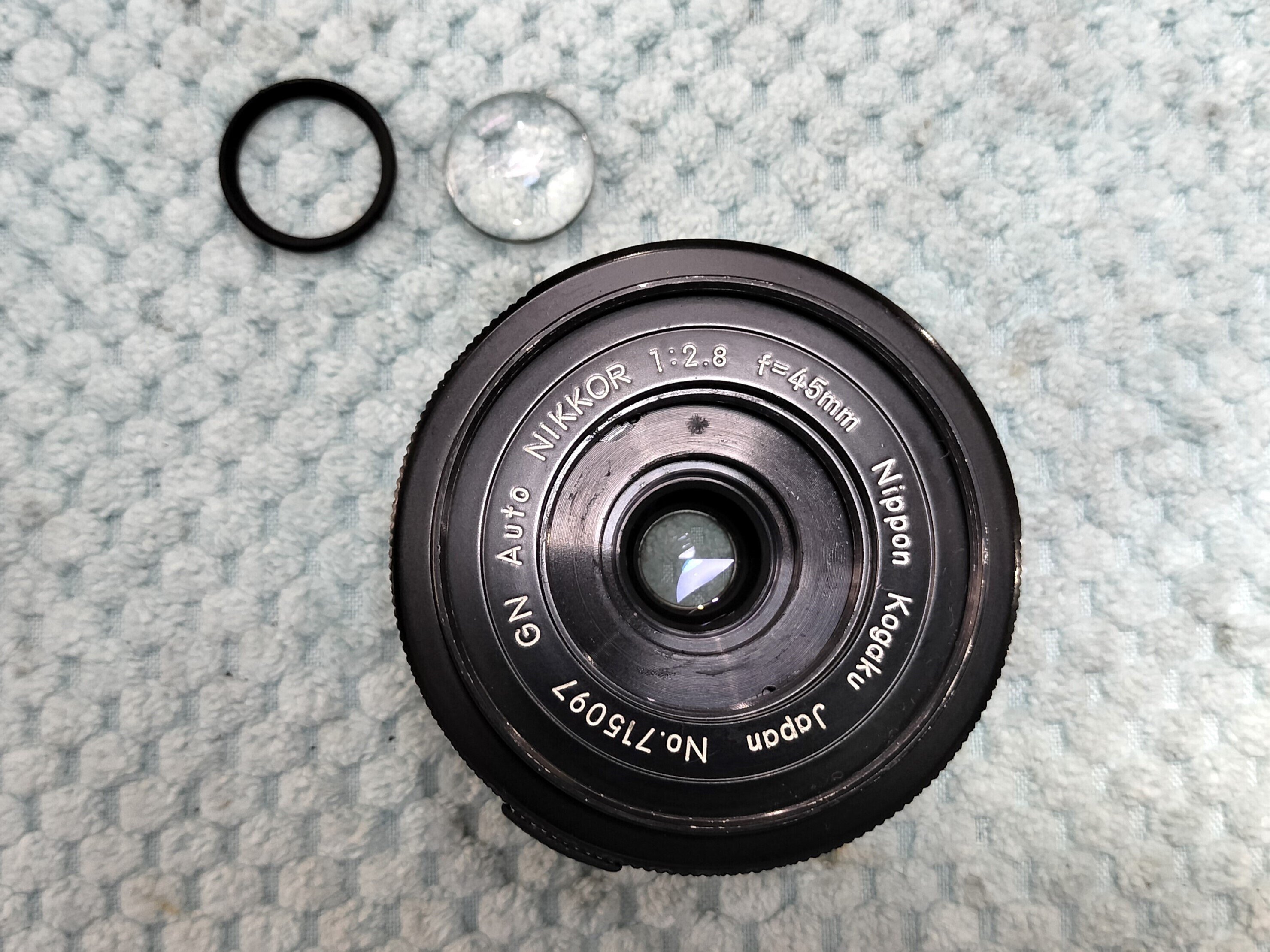 Nikon GN Nikkor 45mm F/2.8の分解|フィルムカメラ修理のアクア Nikon GN Nikkor 45mm F/2.8の分解|フィルムカメラ修理のアクア