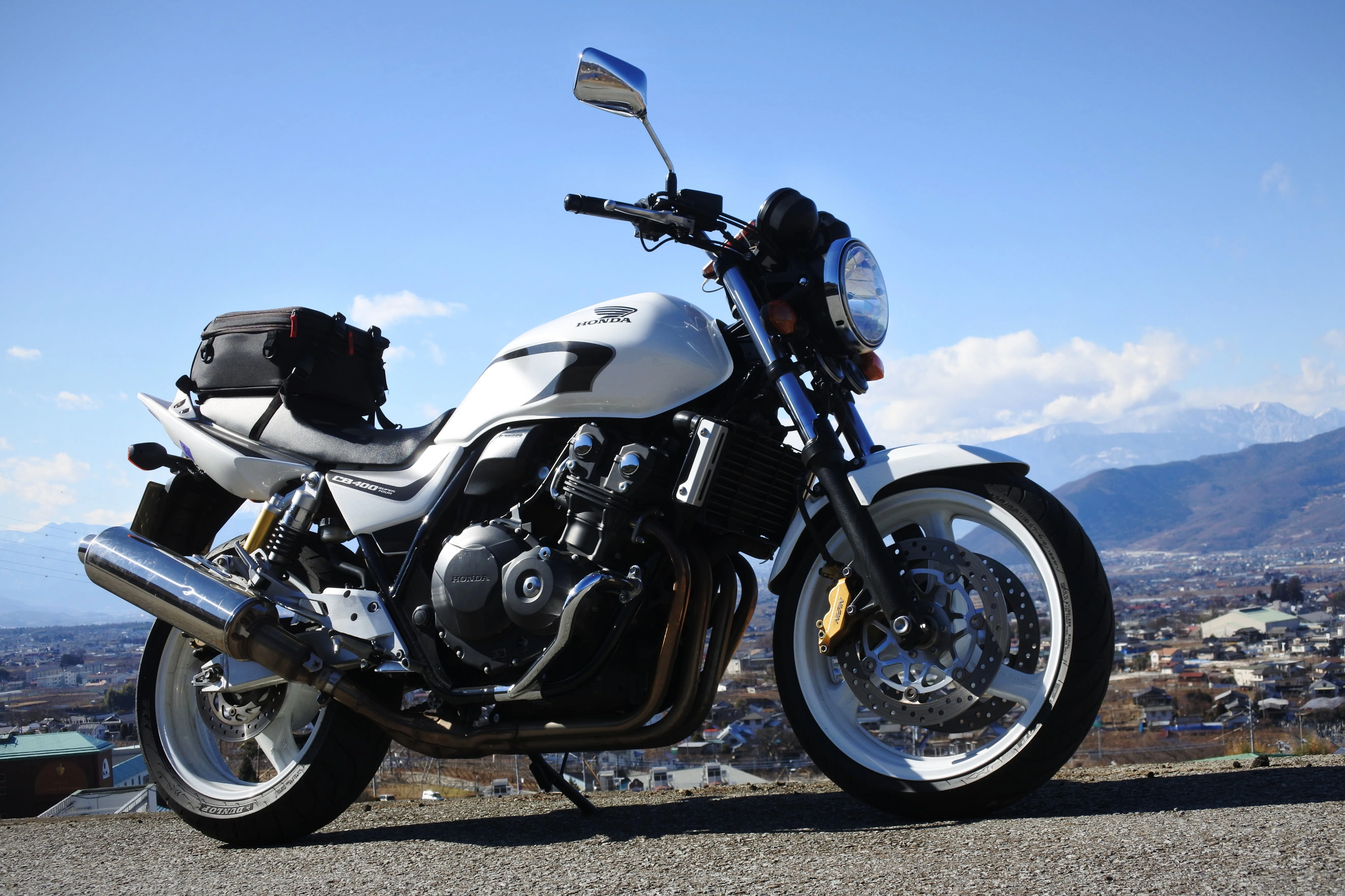 cb400sfnc39TSRの2-1 のみ、早く片付けたいので希望金額ください CB400SFとの思い出｜ヌカり
