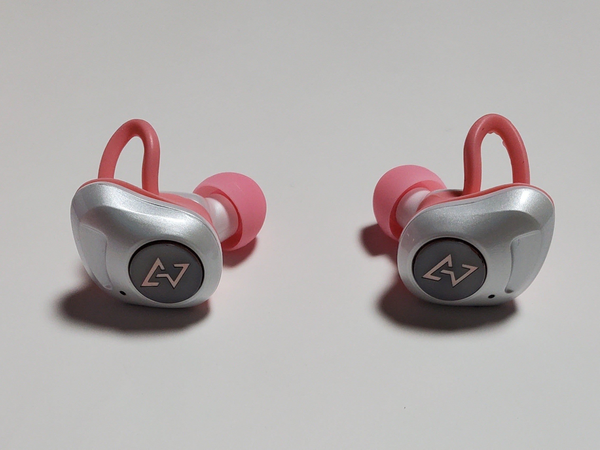 キズナアイBluetoothイヤホン『TE-D01d-kzn』を使い続けて4年 キズナアイBluetoothイヤホン『TE-D01d-kzn』を使い続けて4年