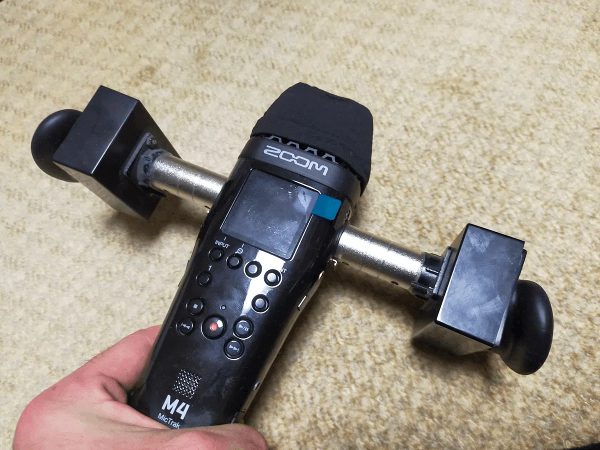 ZOOM M4用直付けバイノーラルマイクを作る｜もとぴー