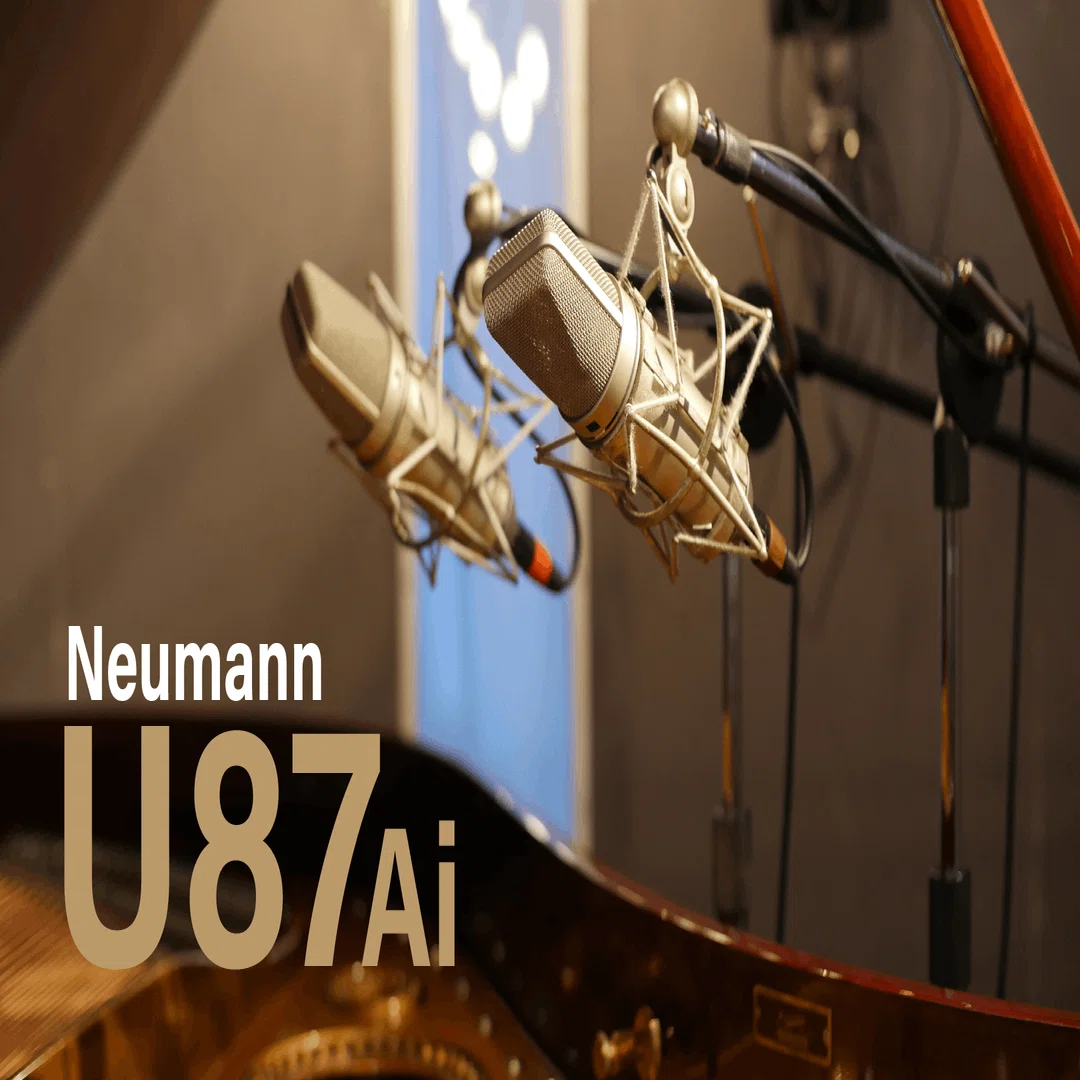 ビンテージのノイマンU87と定番U87Ai、AKGのC414EB、Aston Spiritを