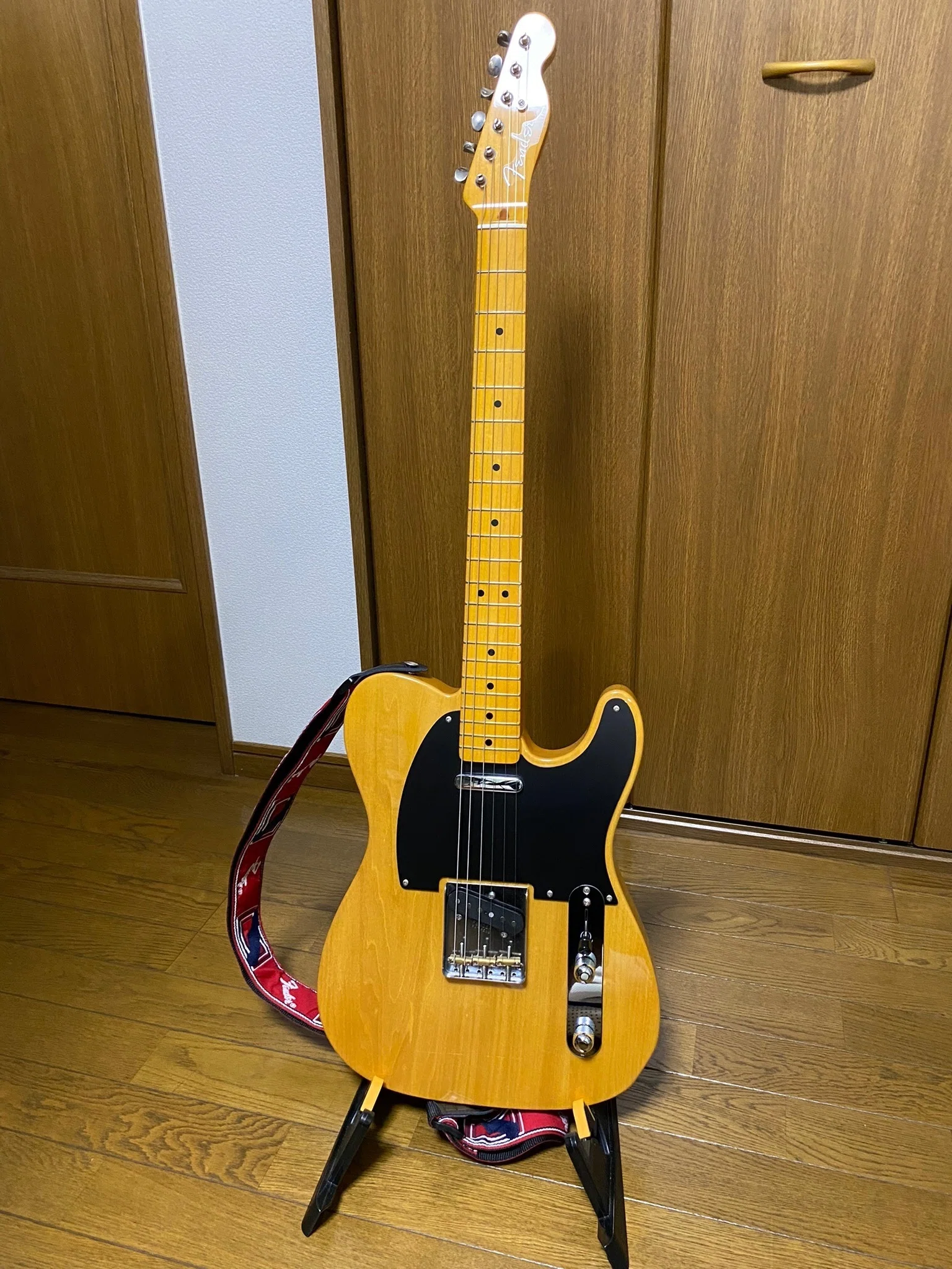 ギターの紹介 Fenderのテレキャスター｜AKIHIRO