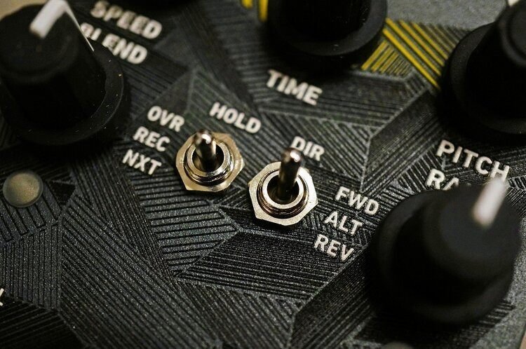 グラニュラー”ペダルの究極、それがRed Panda TENSOR！｜Lep International