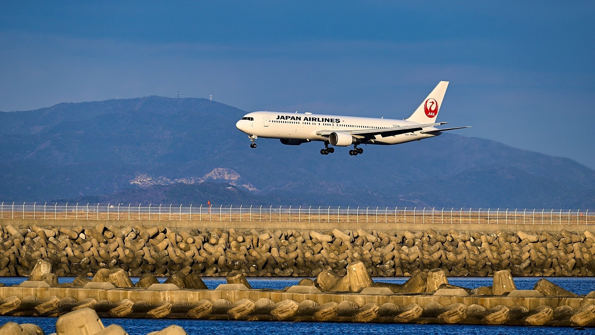 徳島阿波おどり空港 初シュート｜ただのフォトグラファーでは