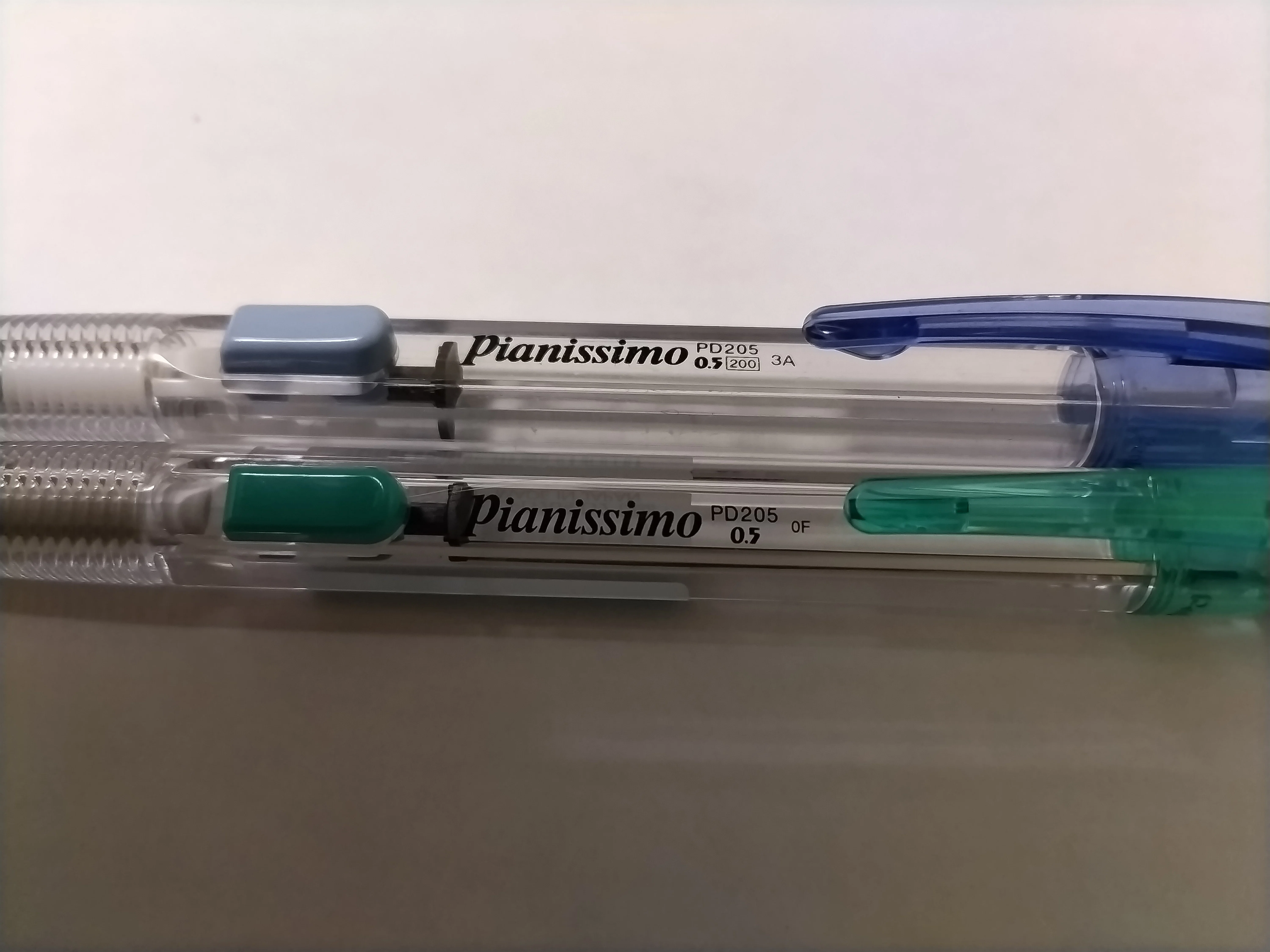 Pentel Pianissimo｜おしっこの匂い大好きマン 〜そそり立つチ○ポとド